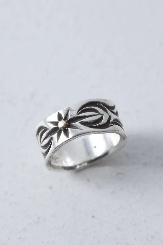 Other Big Hand Sun ring US 12 Size ONE SIZE - 1 Thumbnail
