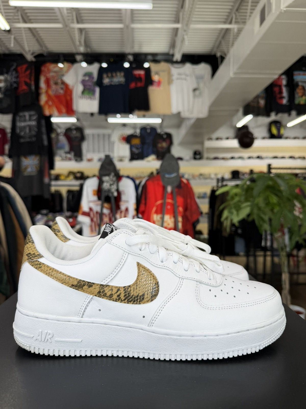 Nike Nike Air Force 1 Low Ivory Snake Size 9 (2019) Size US 9 / EU 42 - 6 Thumbnail