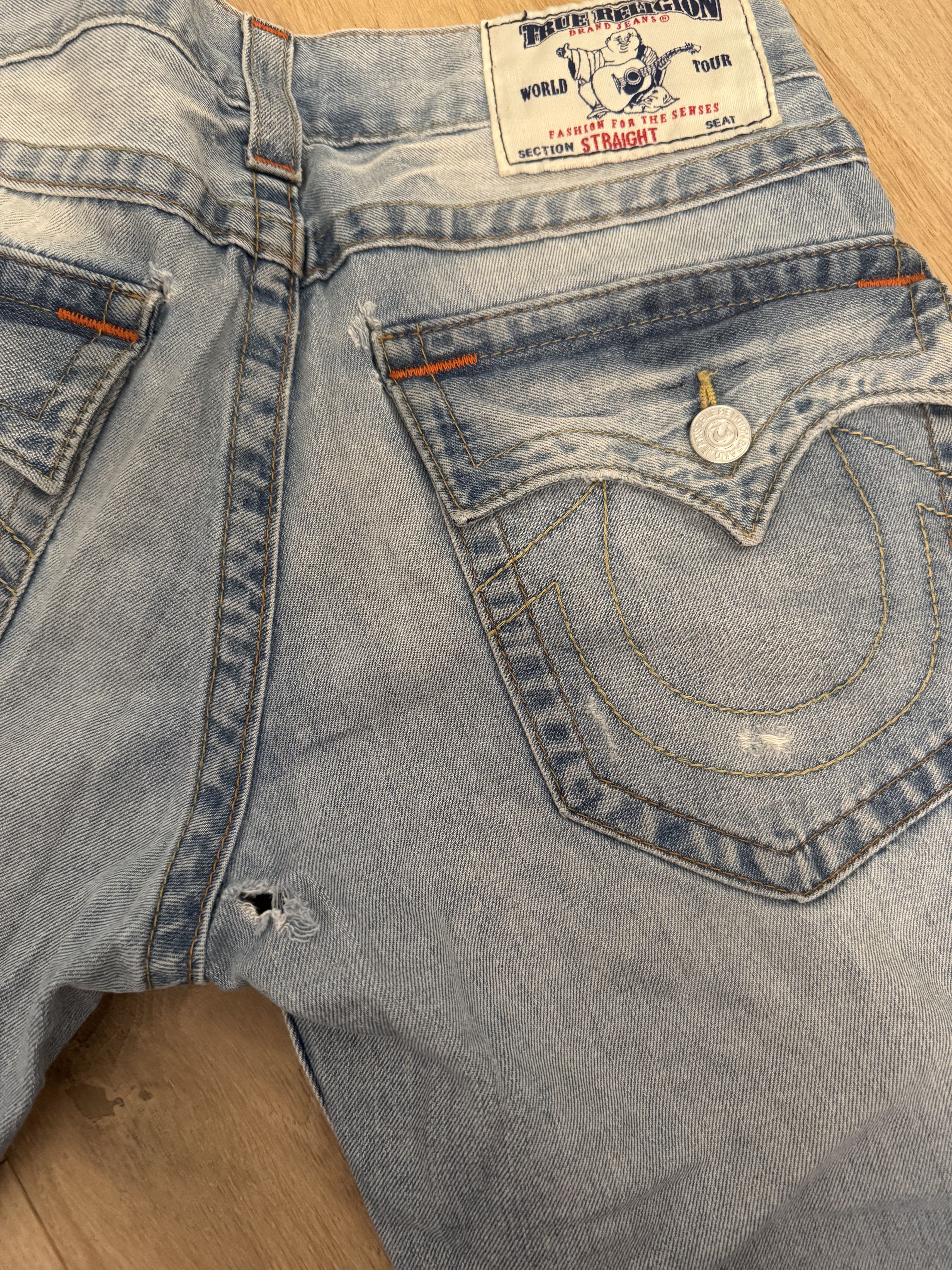 True Religion Hand Picked Straight Mens Jean Size US 31 - 8 Thumbnail