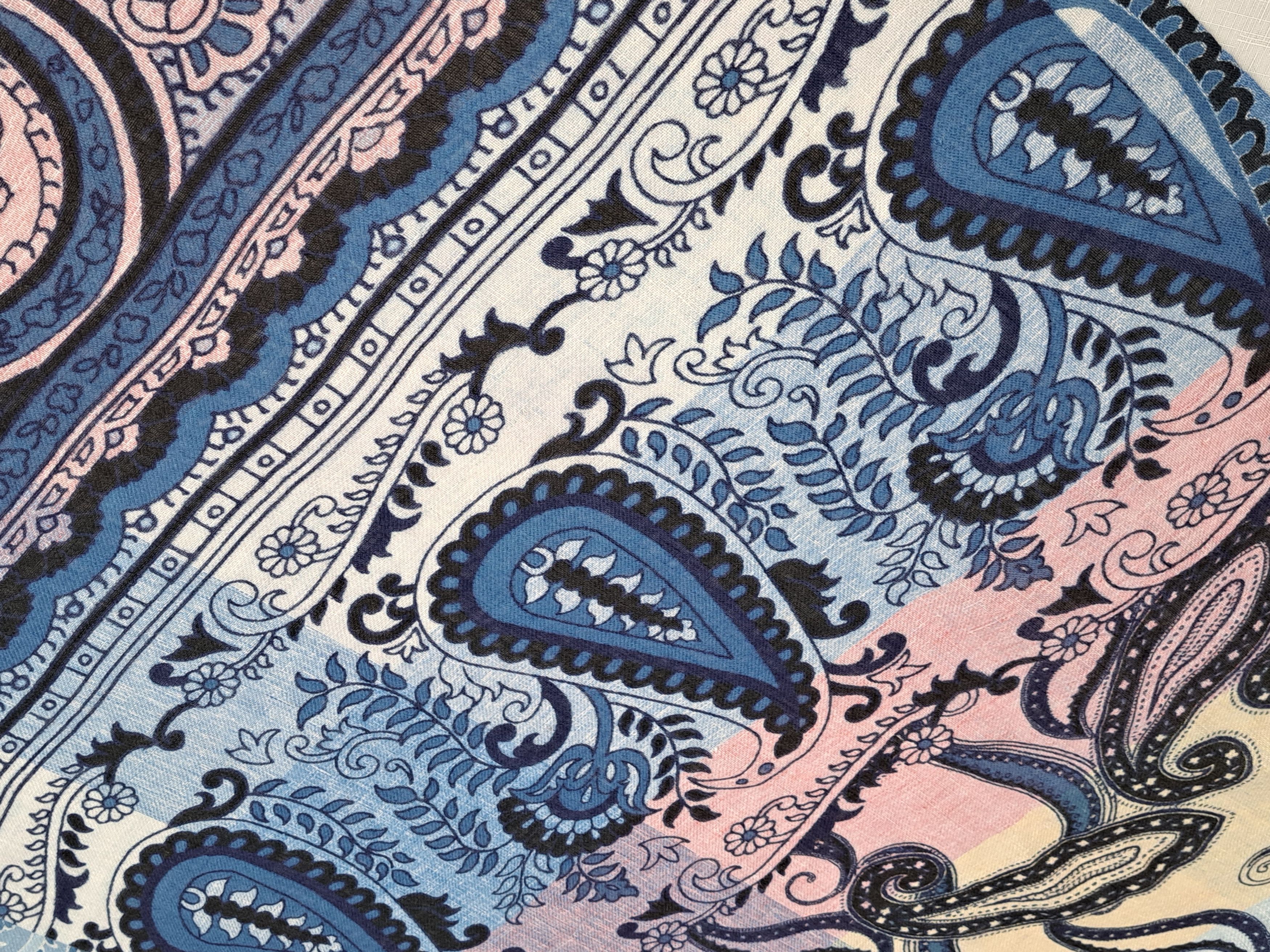 Etro ETRO linen large paisley scarf. Made in Italy. Size ONE SIZE - 12 Thumbnail