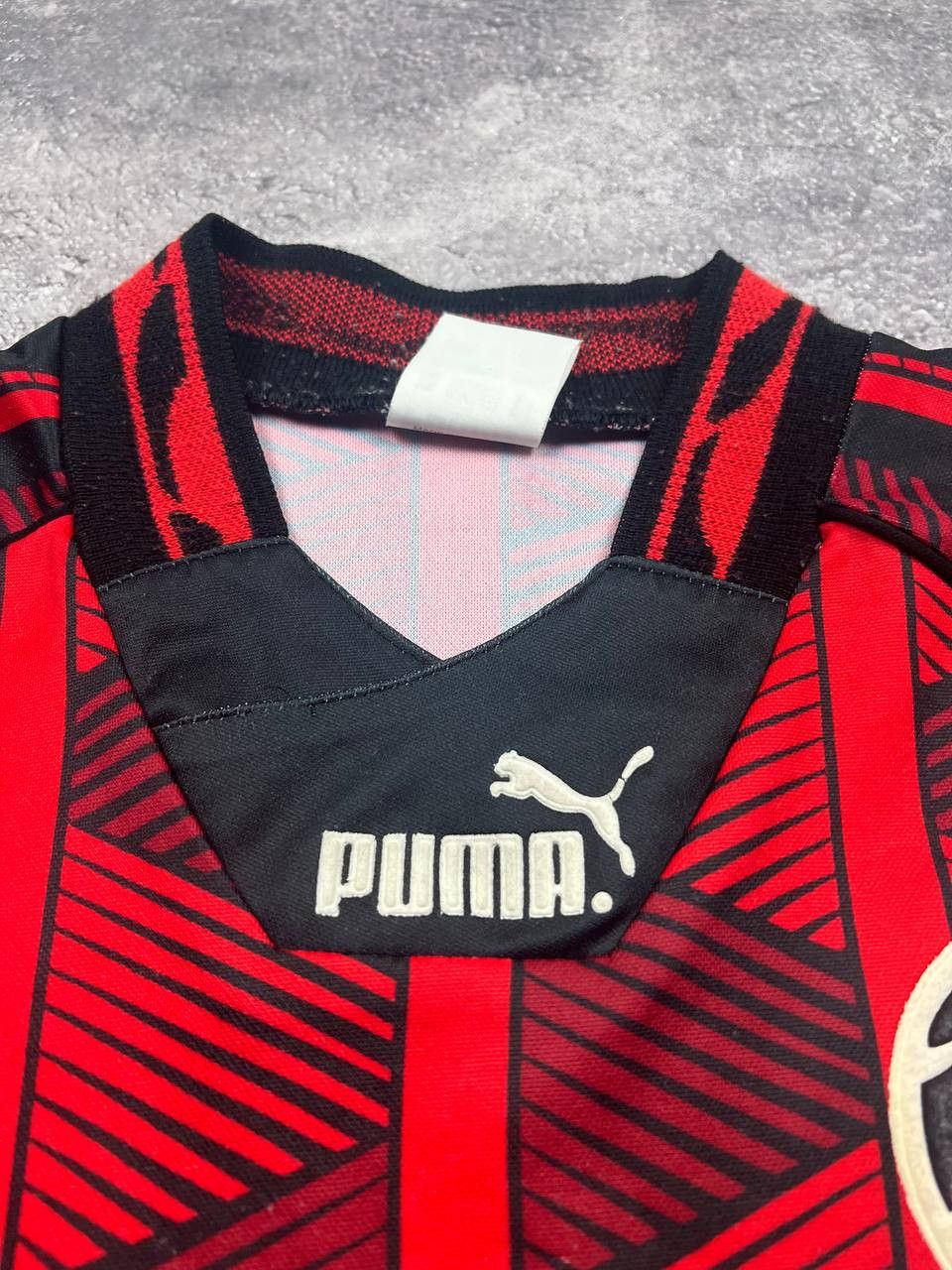 Puma Eintracht Frankfurt 1995-1996 Home Long Sleeve Jersey Size US M / EU 48-50 / 2 - 7 Thumbnail