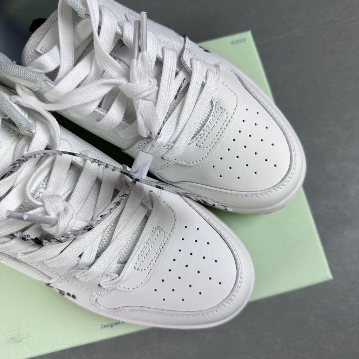 Off-White Off-White Out Of Office “For Walking” Sneakers Size US 8.5 / EU 41-42 - 5 Thumbnail