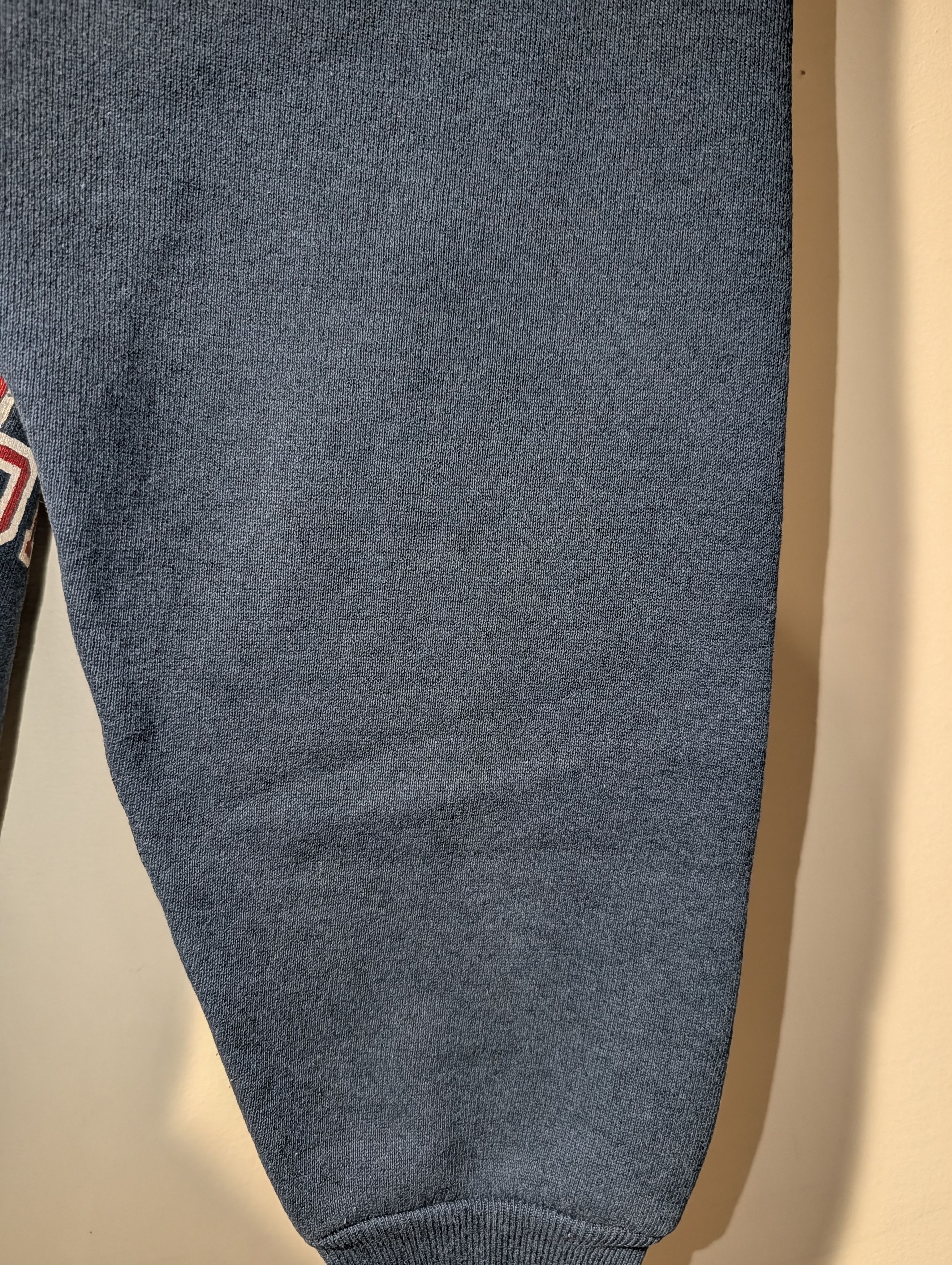 NCAA Vintage Harvard University Crimson Sweatshirt Mens Med Size US M / EU 48-50 / 2 - 7 Thumbnail