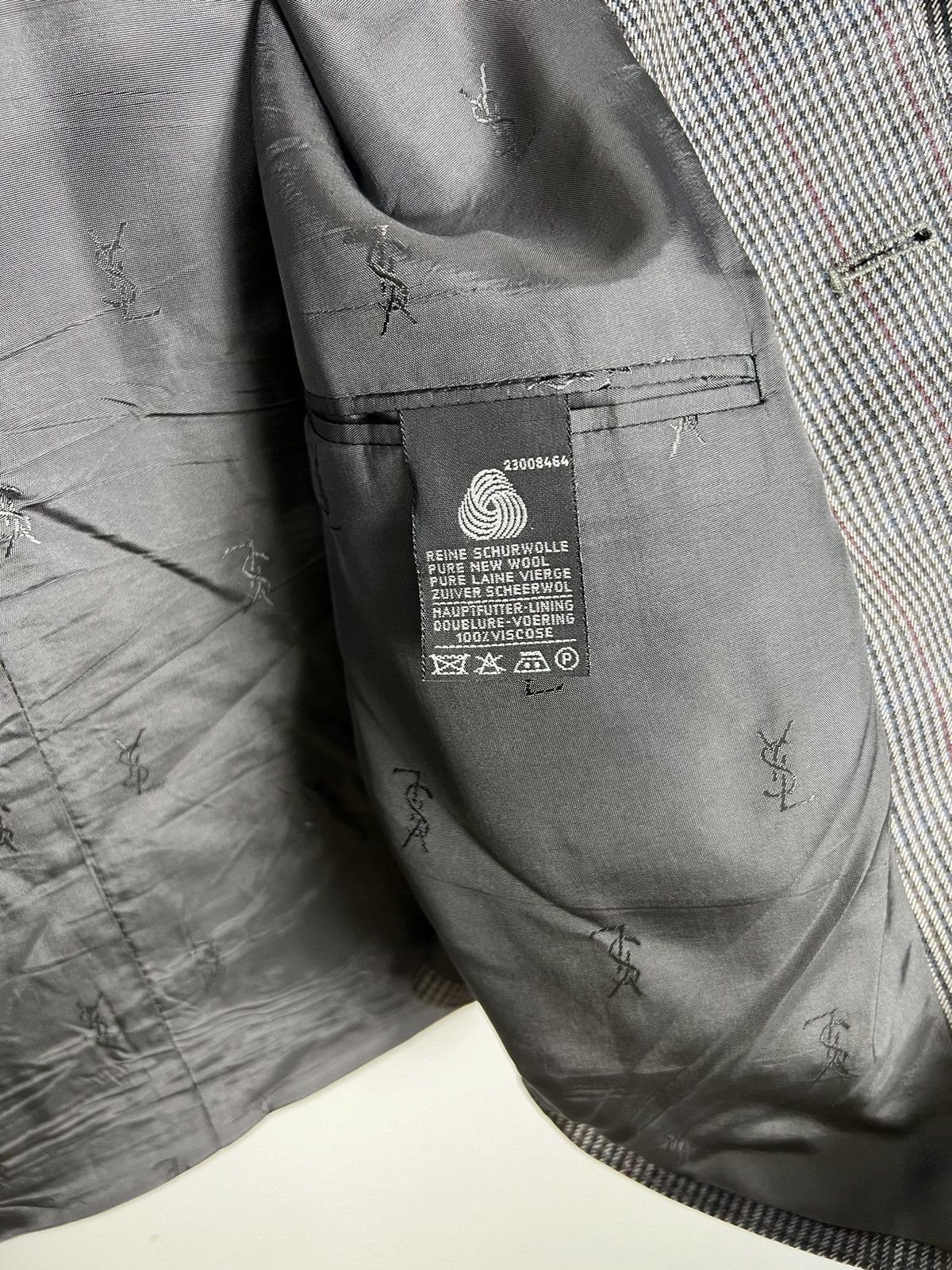 Vintage × Yves Saint Laurent Blazer Yves Saint Laurent 100% Pure New Wool Vintage Size US M / EU 48-50 / 2 - 4 Thumbnail