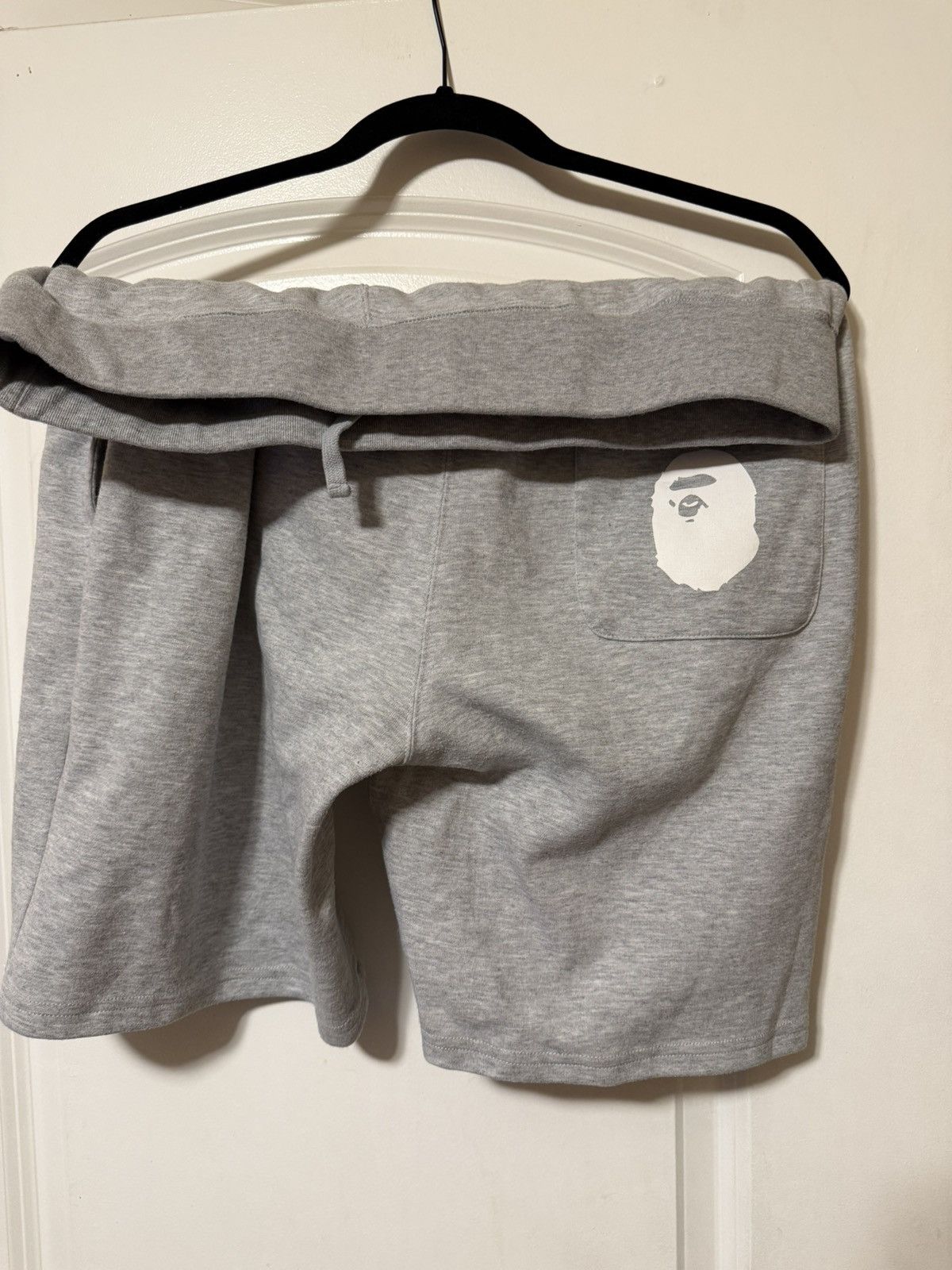 Bape A Bathing Ape Bape Head Grey Sweat Shorts Summer Size XL Size US 36 / EU 52 - 2 Thumbnail