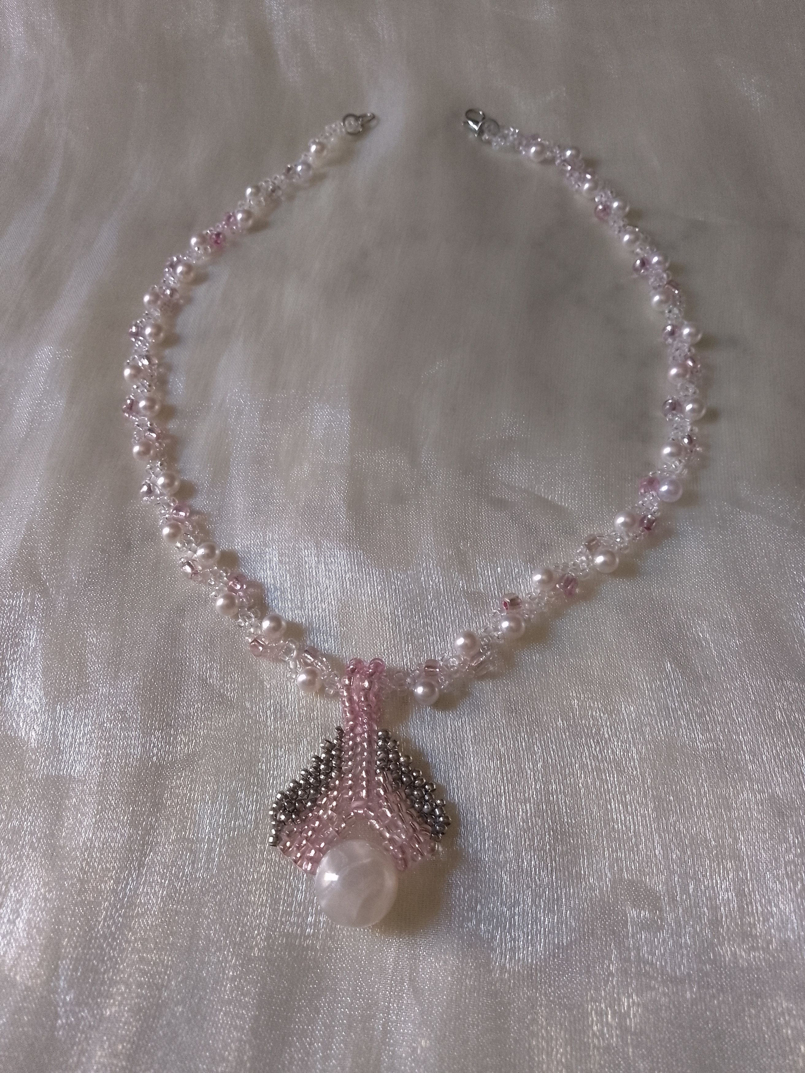 Handmade Necklace Pendant Triangle Beaded Pearl Elegant High Quality Size ONE SIZE - 1 Thumbnail