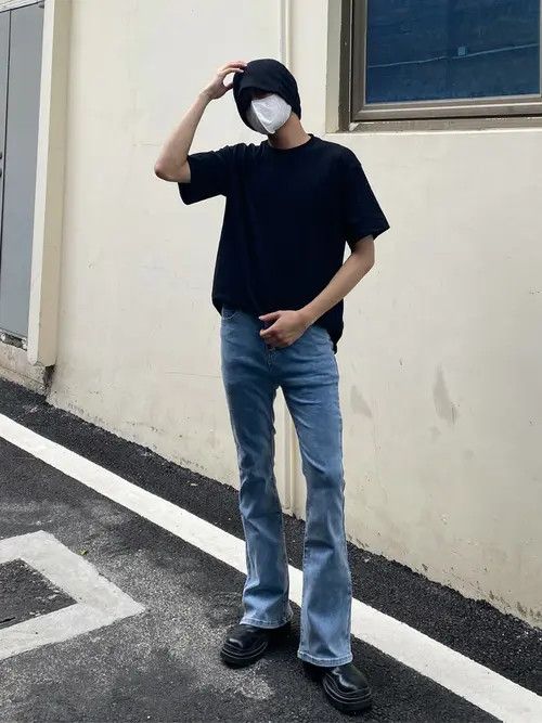 VIBE faded washed yuppie flared jeans Size US 30 / EU 46 - 1 Thumbnail
