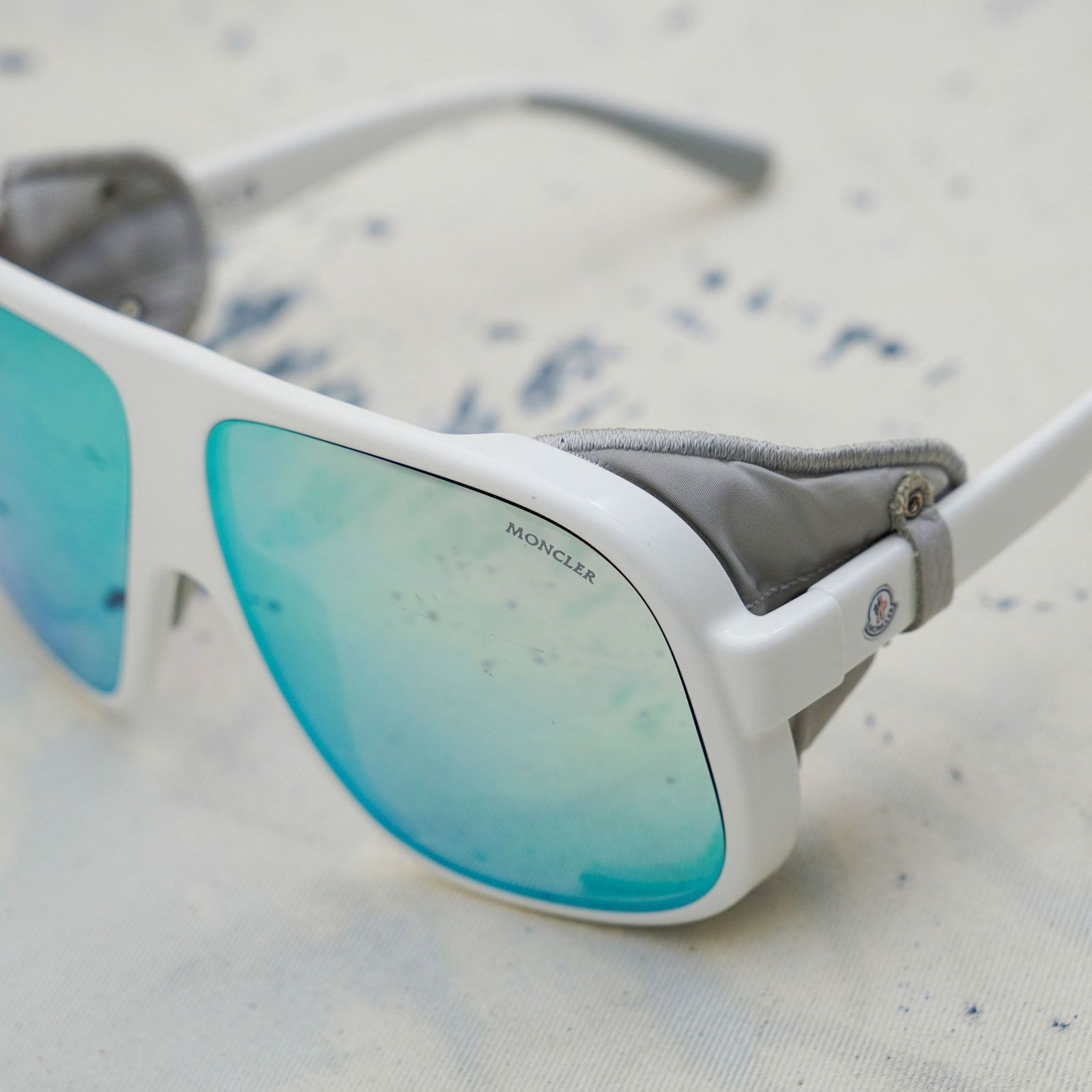 Moncler Moncler diffractor white mirror ski lens logo sunglasses Size ONE SIZE - 4 Thumbnail