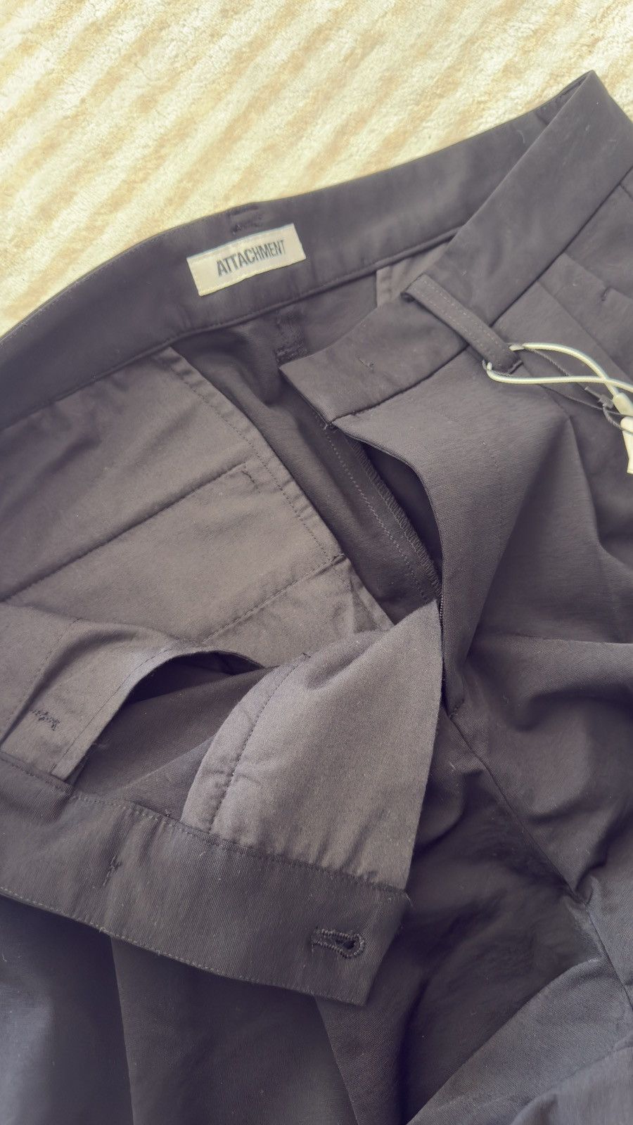 Attachment Attachment EX 2Tuck wide tapered pants size 1 Size US 30 / EU 46 - 3 Thumbnail