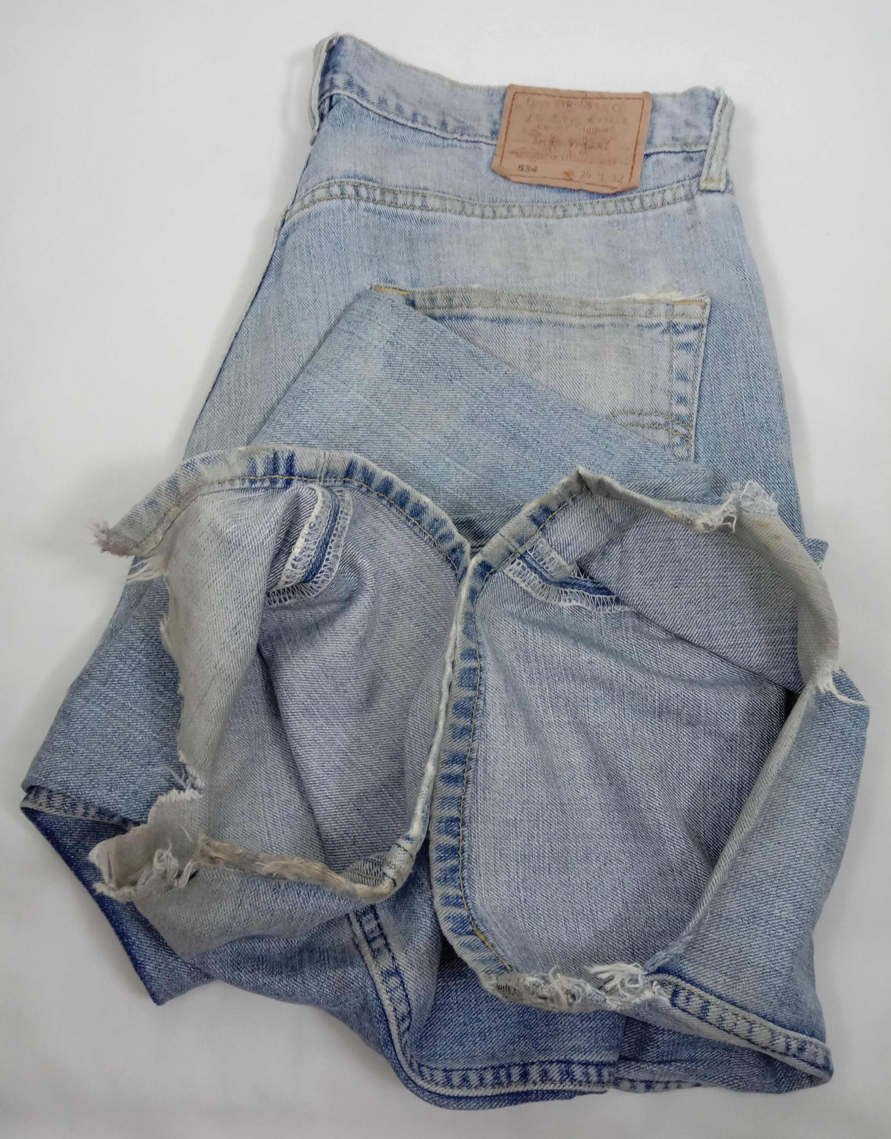 Levi's Vintage Levi’s 534 Light Wash Jeans Distressed Denim Size US 36 / EU 52 - 14 Thumbnail