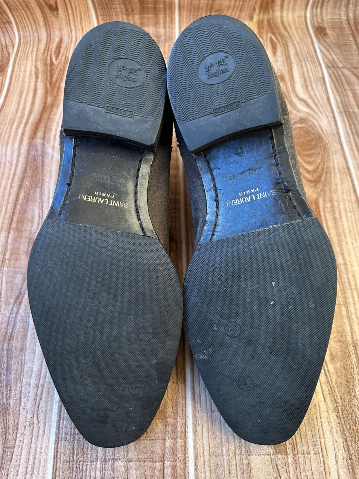 Saint Laurent Paris Saint Laurent Paris Wyatt Gray Chelsea boots Size US 8 / EU 41 - 19 Thumbnail