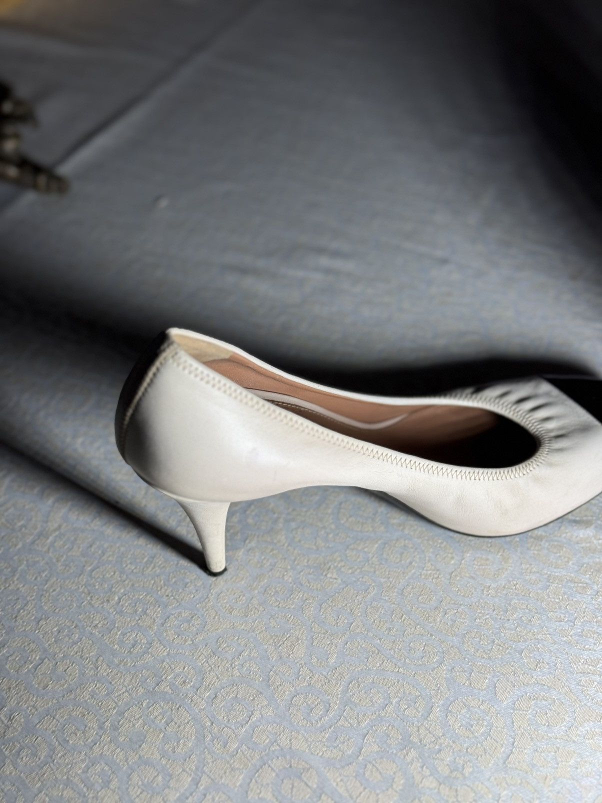 Prada Prada Two-Tone Cap-Toe Pumps | Leather | Kitten Heel Size US 9 / IT 39 - 4 Thumbnail