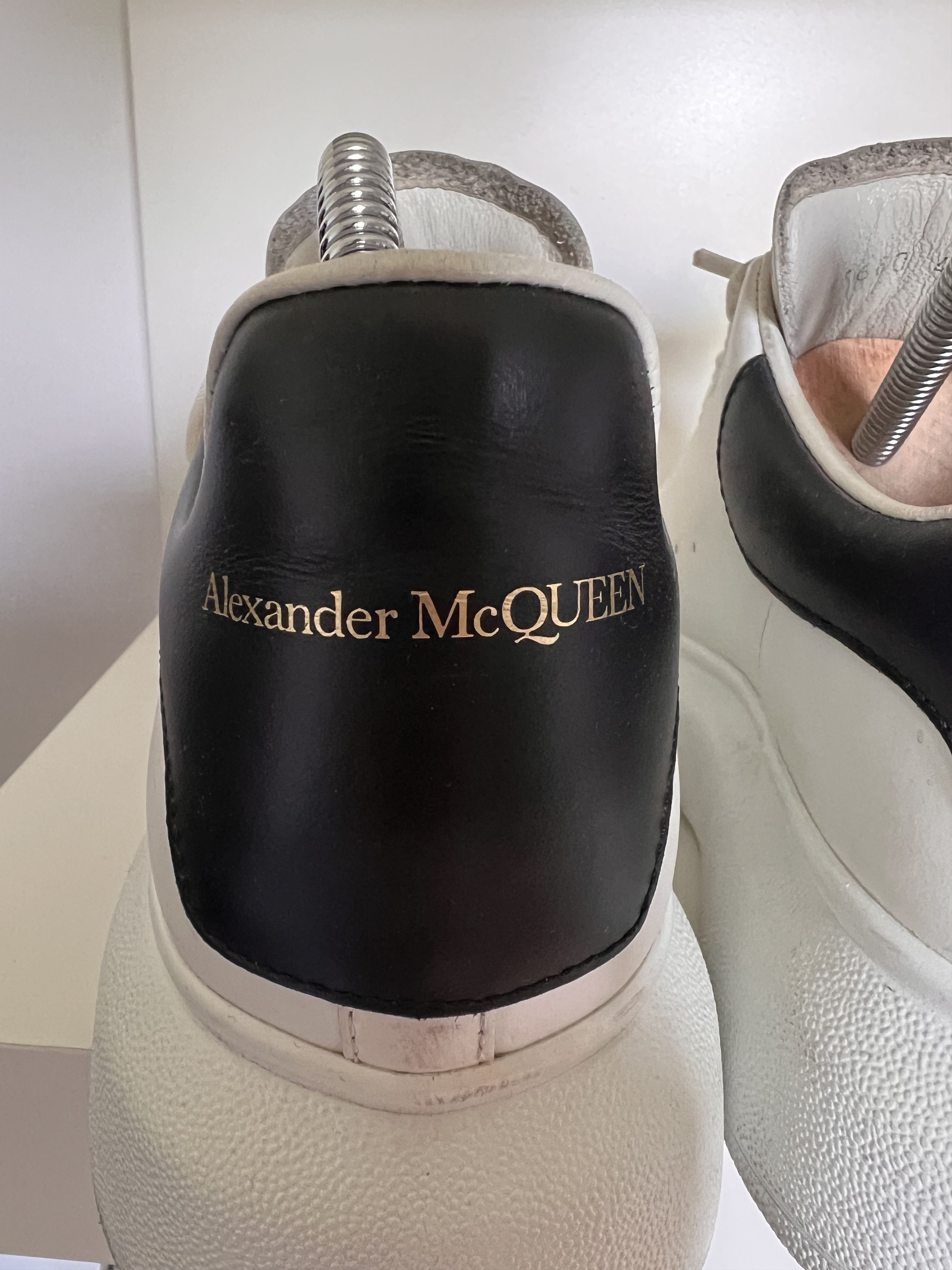 Alexander McQueen Alexander Mcqueen Sneakers Size US 7 / EU 40 - 7 Thumbnail