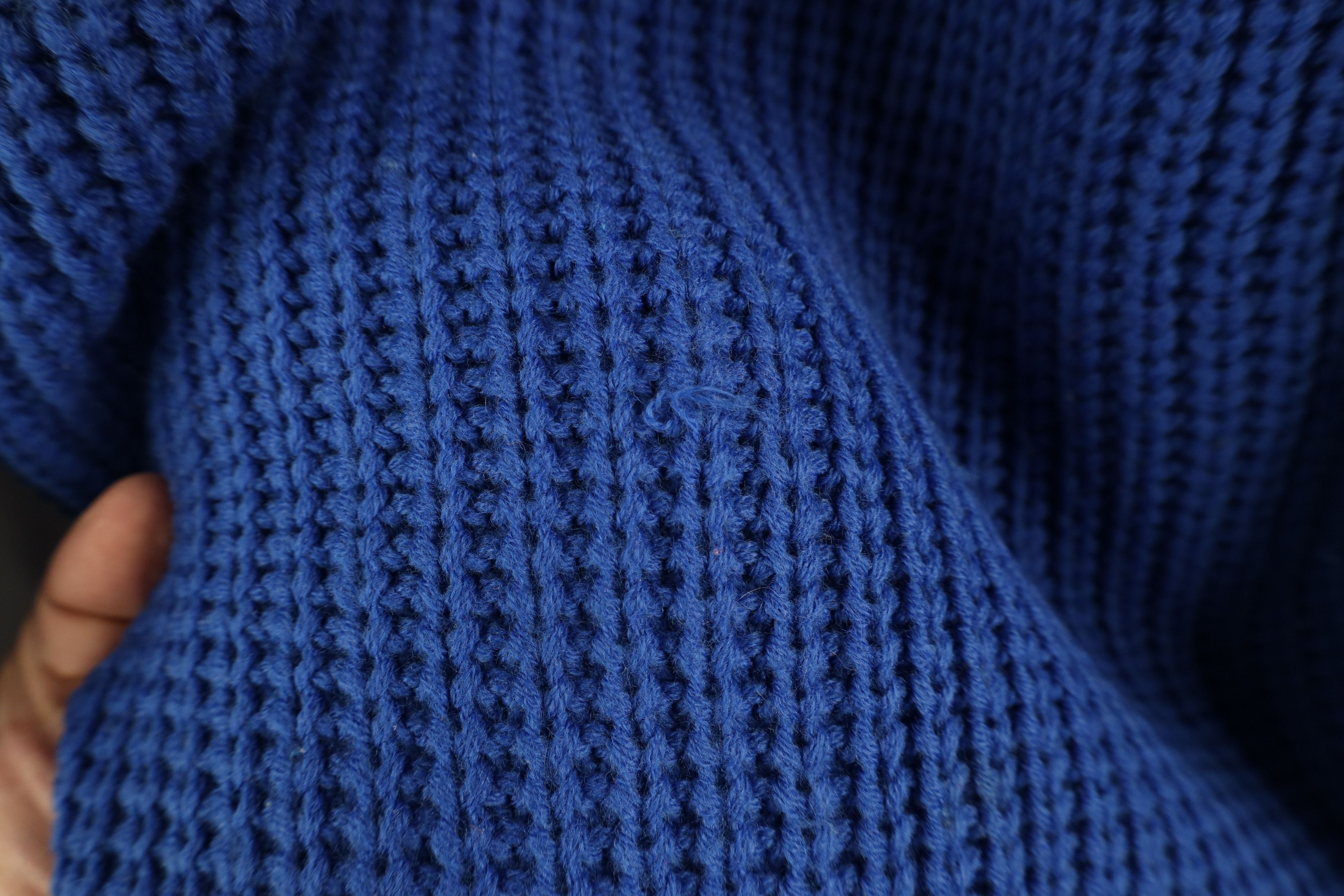 Vintage Vintage 90s Streetwear Chunky Ribbed Knit Sweater Royal Blue Size US XXL / EU 58 / 5 - 4 Thumbnail