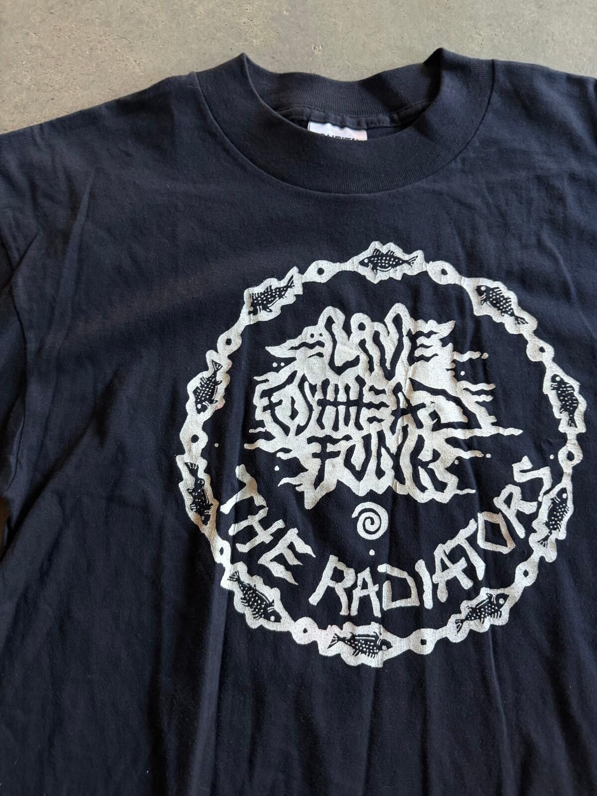 Other VTG 90s The Radiators Live Fish Head Funk Tee Sz L Size US L / EU 52-54 / 3 - 3 Thumbnail