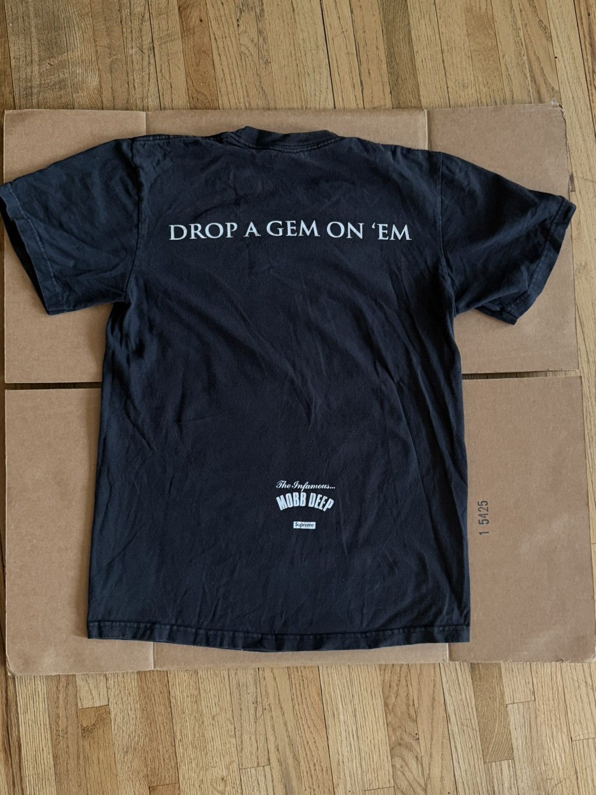 Supreme Supreme Mobb Deep “Drop A Gem On Em” Tee Size US S / EU 44-46 / 1 - 2 Thumbnail