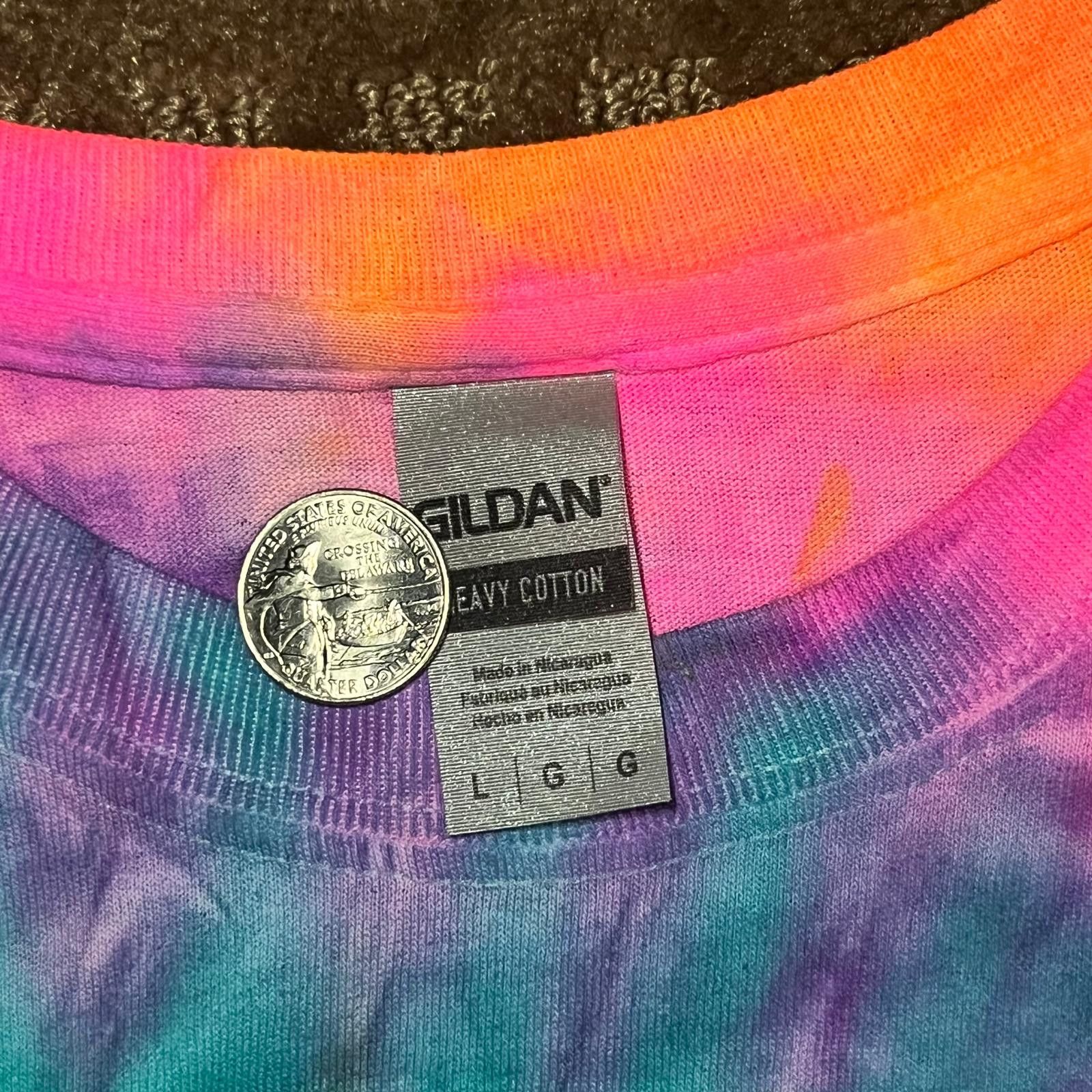 Gildan Grateful Dead 🌀 2023 Tour Tie-Dye Tee – Size L Size US L / EU 52-54 / 3 - 4 Thumbnail