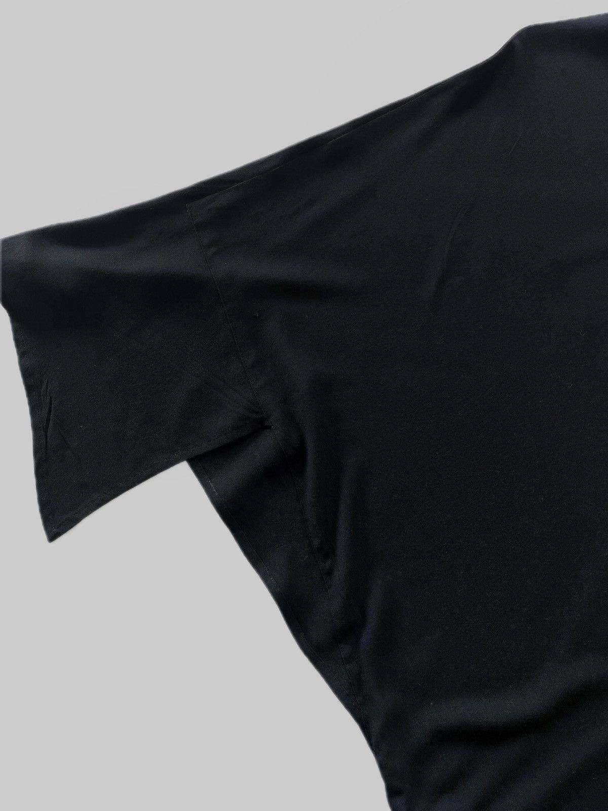Comme des Garcons Vintage Comme Des Garcons Asymmetric Bat wing tops Size ONE SIZE - 9 Thumbnail