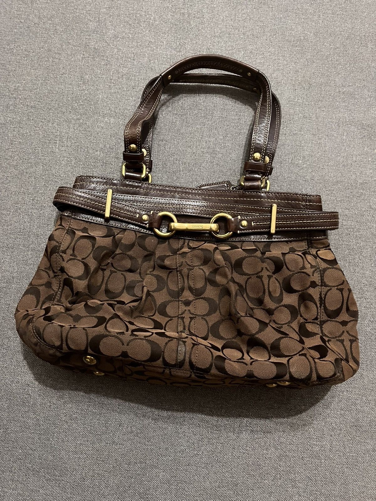Coach ❌SOLD❌Vtg’ Coach 2000s shoulder bag🤎 Size ONE SIZE - 1 Thumbnail