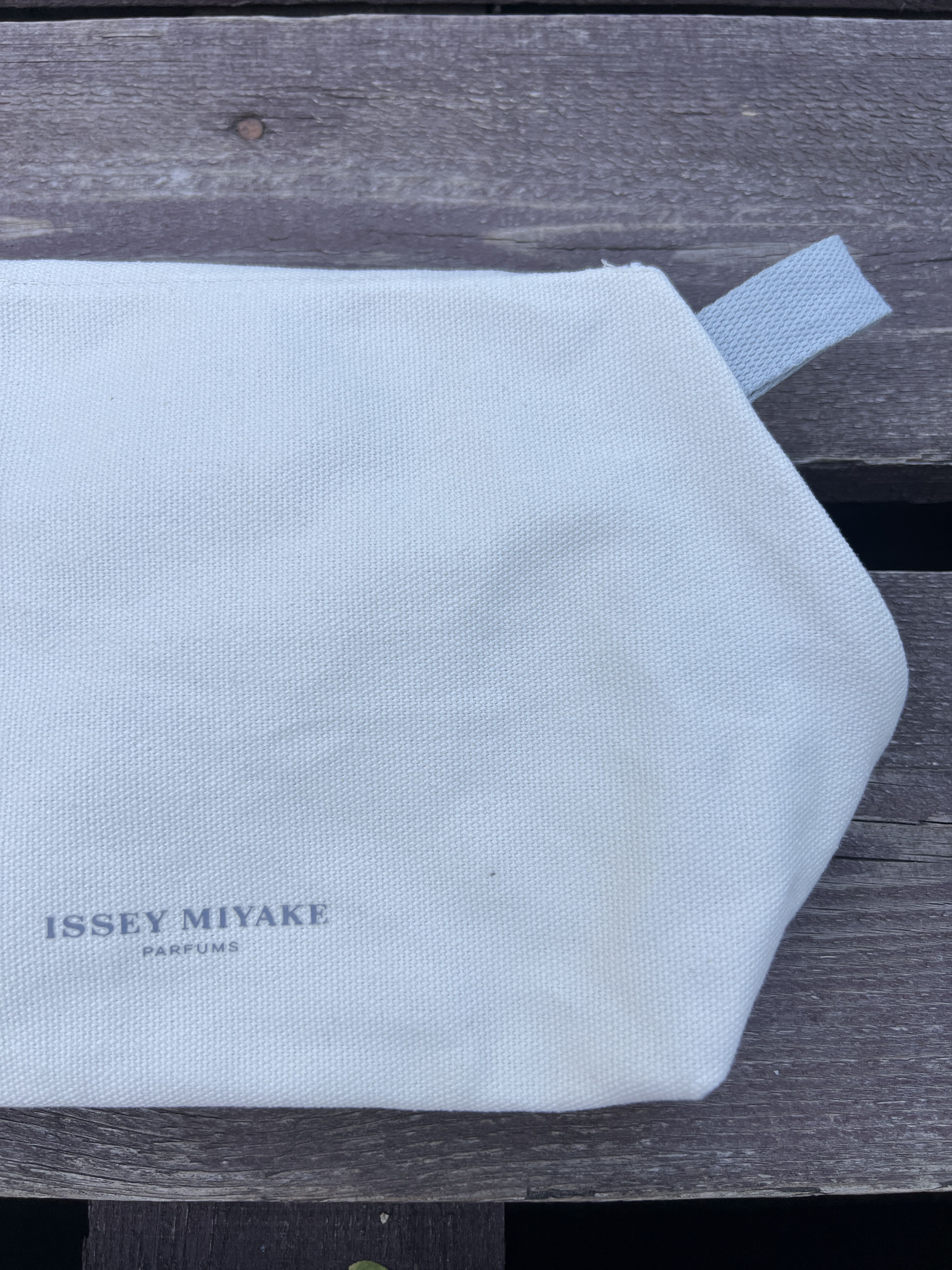 Issey Miyake Issey Miyake Parfums Cosmetic Bag Size ONE SIZE - 4 Thumbnail