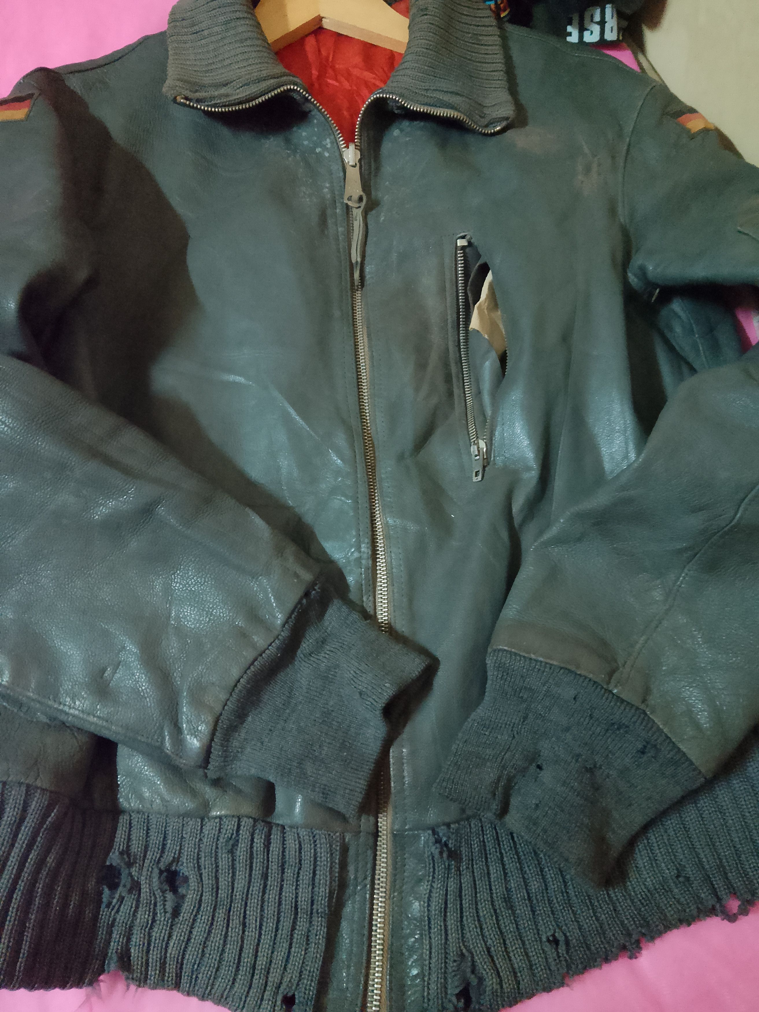 Vintage Vintage 70s German military Flight Leather Jacket Size US M / EU 48-50 / 2 - 8 Thumbnail