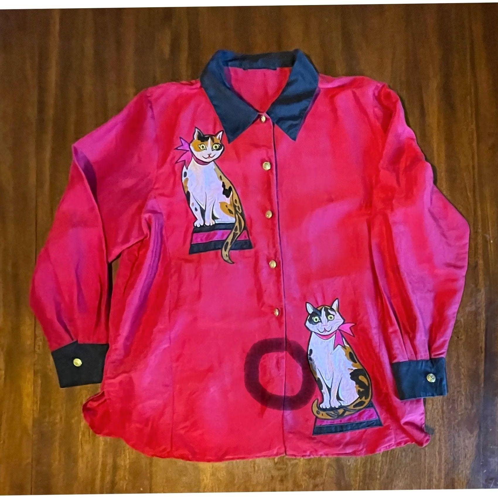 Vintage VINTAGE Bob Mackie Cat Blouse Button-Up Red Embroidered Cats Novelty Size L / US 10 / IT 46 - 3 Thumbnail