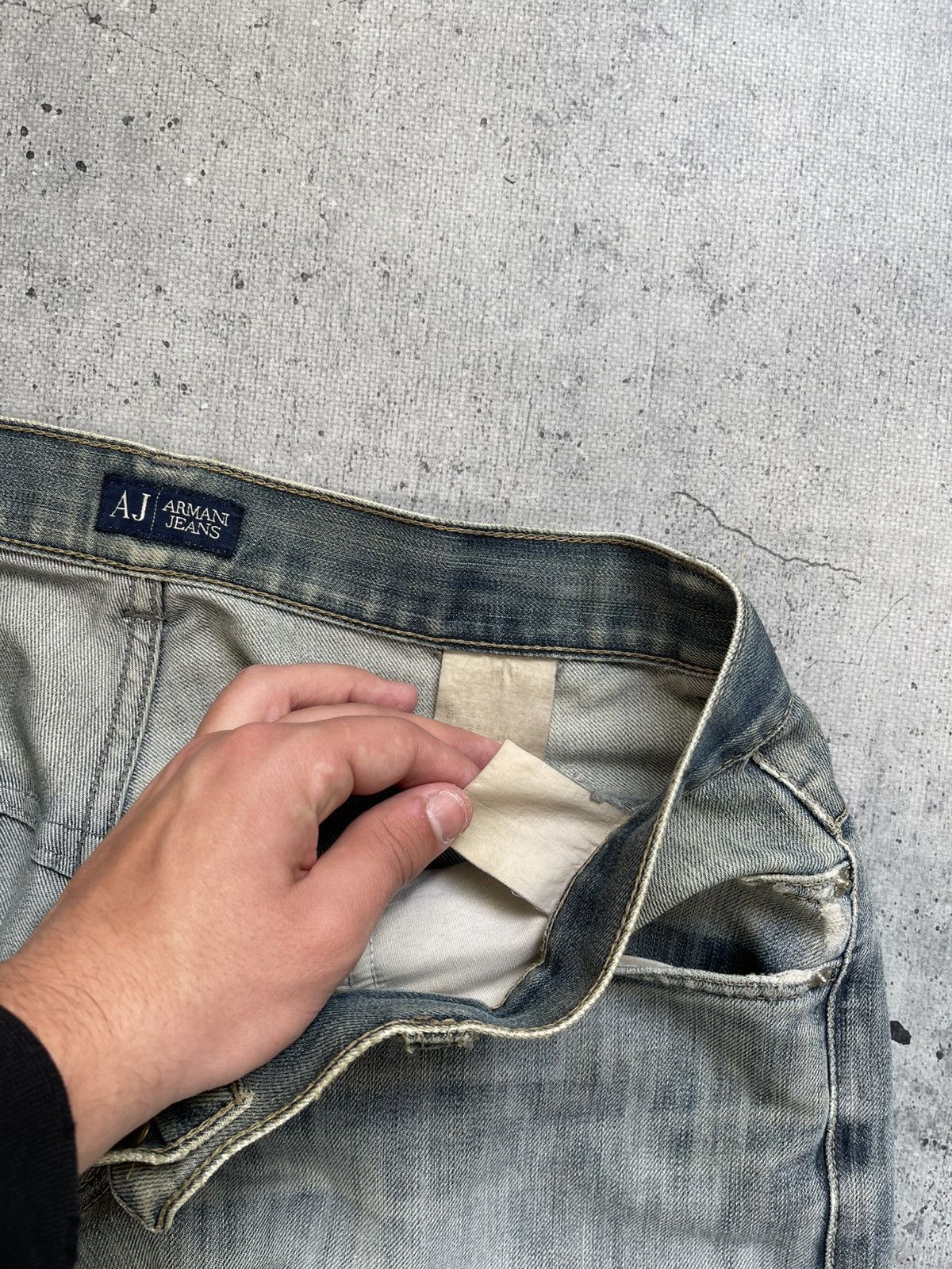 Armani × Vintage 🤯CRAZY DISRESSED🤯Vintage Armani Jeans Baggy JAPANESE Denim Y Size US 36 / EU 52 - 11 Thumbnail