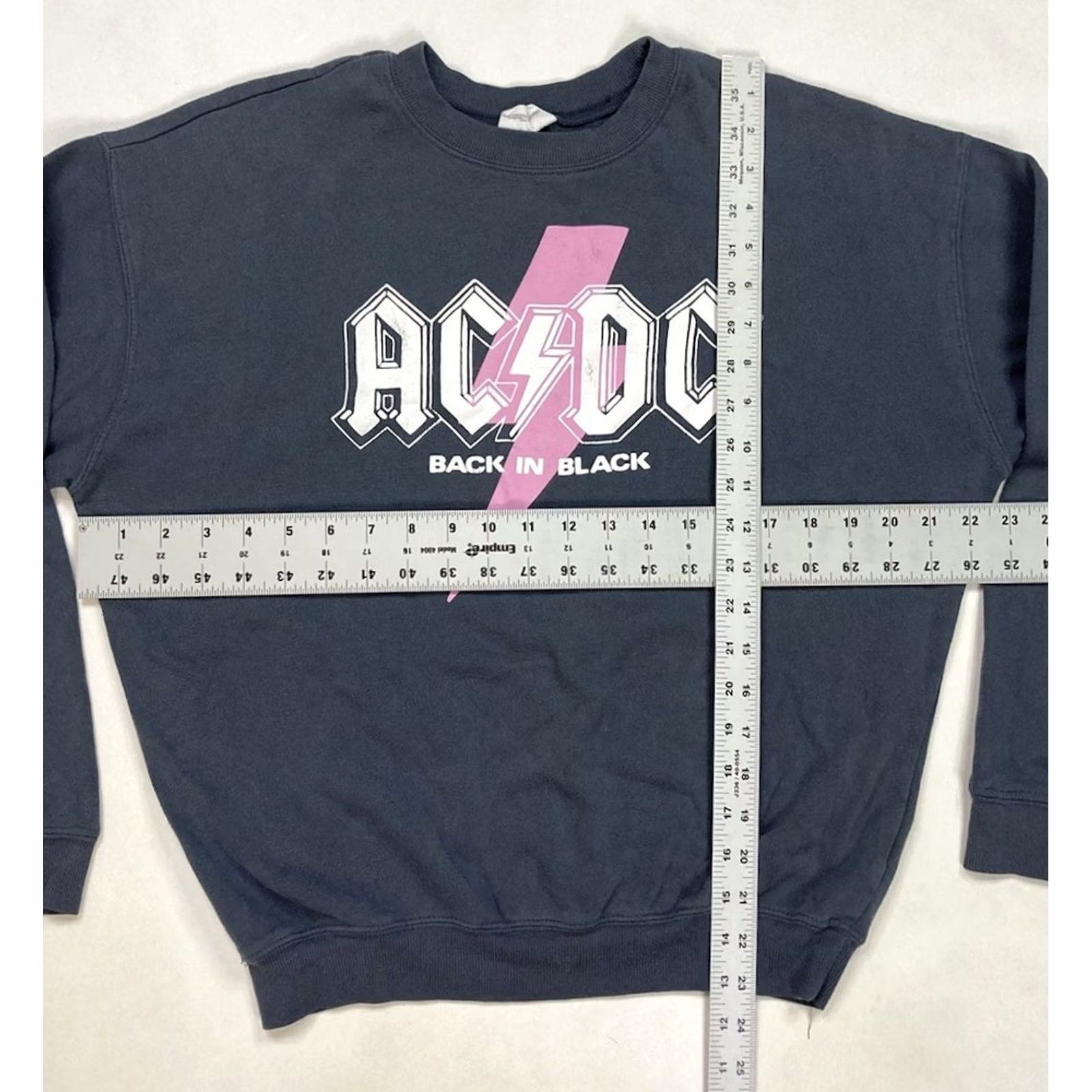 Vintage VINTAGE ACDC Back In Black Lightweight Crewneck Sweatshirt Women XS Blue Music Size XS / US 0-2 / IT 36-38 - 5 Thumbnail