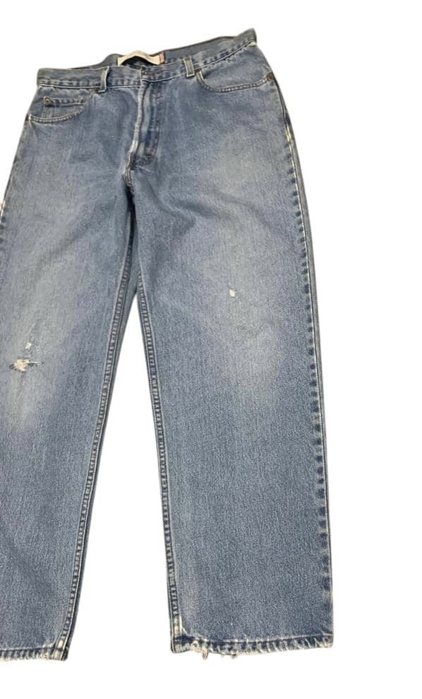 Levi's Vintage Levis 550 Relaxed Fit Faded Blue Jeans Size US 35 - 4 Thumbnail