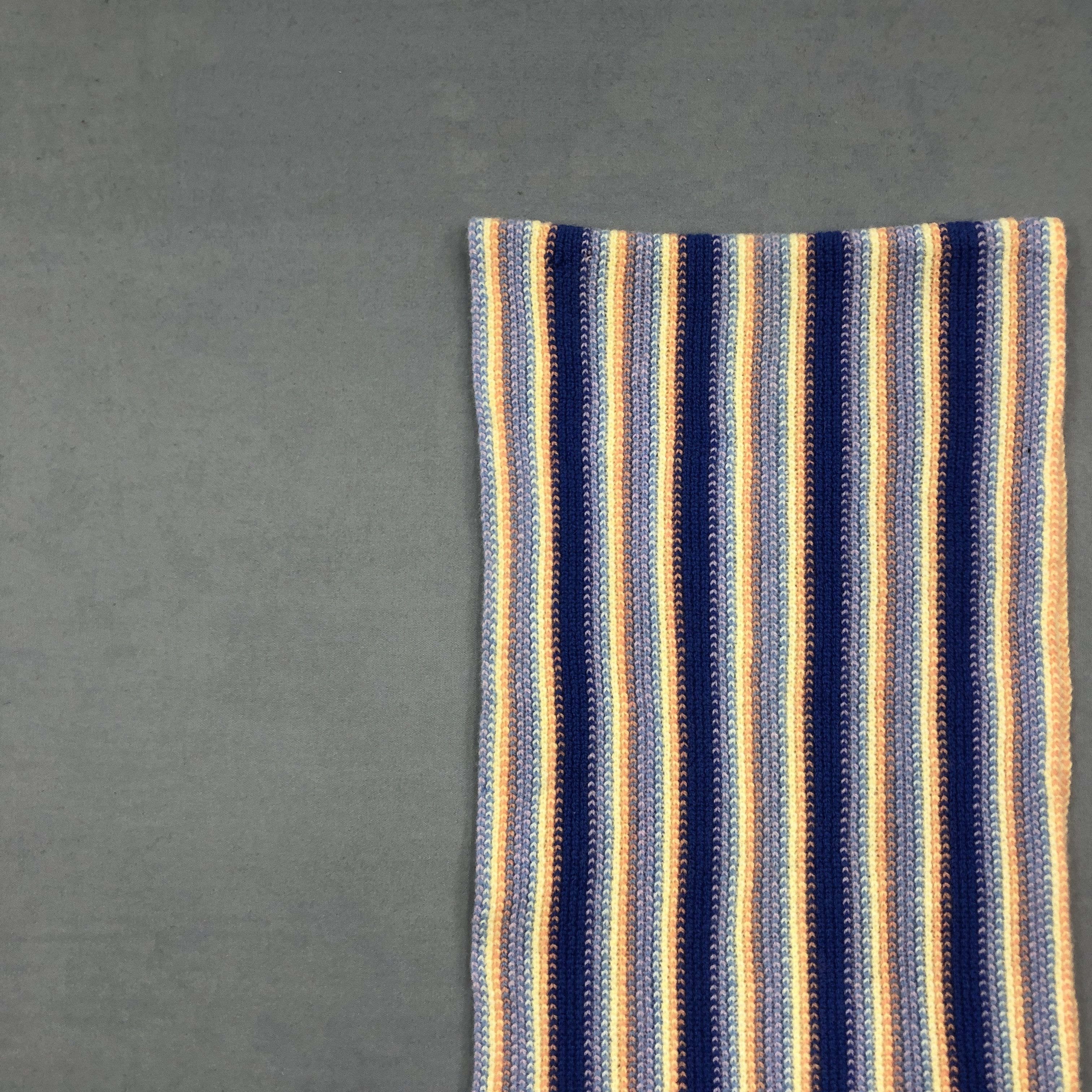 Johnstons Of Elgin Vintage Johnstons of Elgin Scarf Muffler Wool Knit Scarves Size ONE SIZE - 4 Thumbnail
