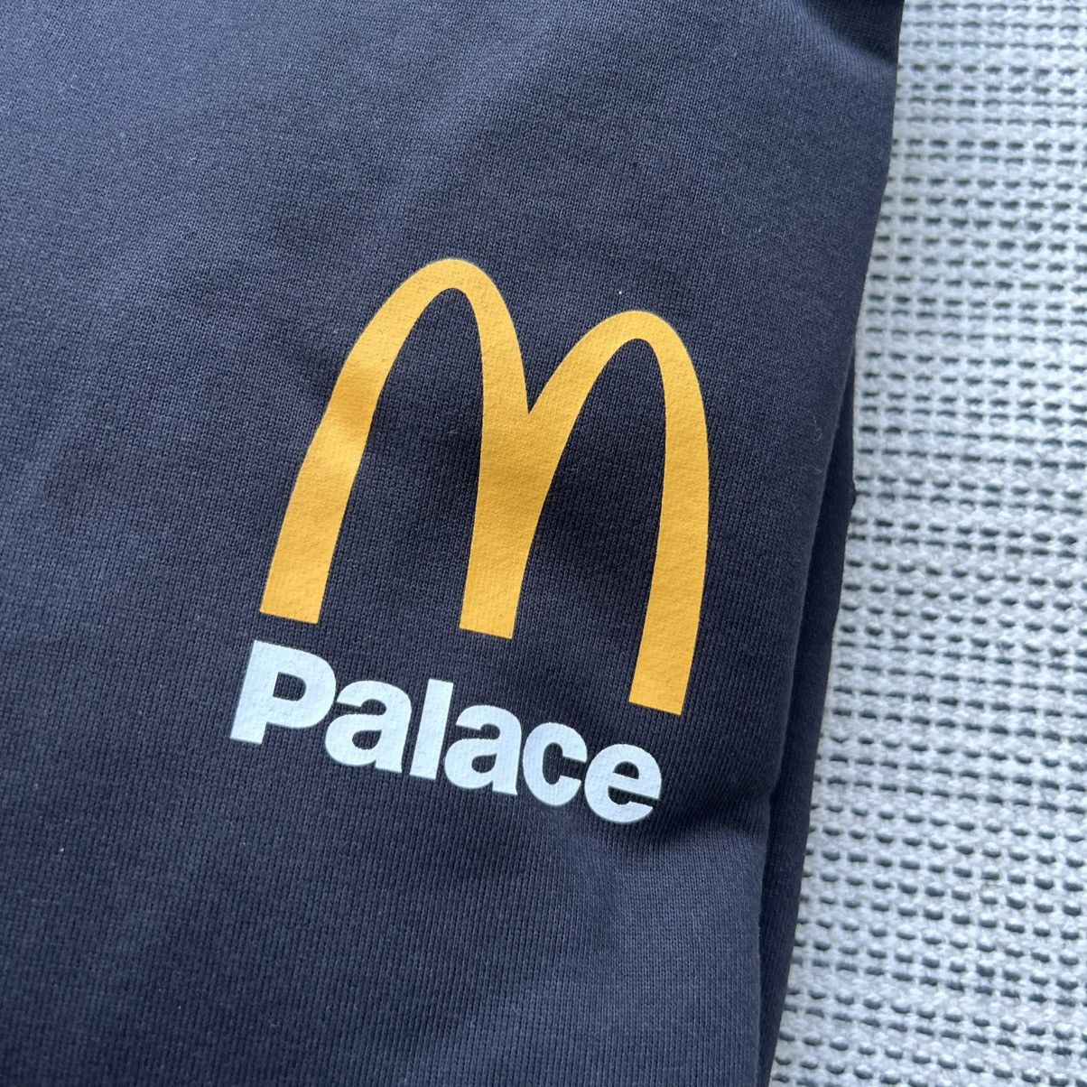 Palace 2023 Palace x McDonalds Logo hoodie sz L Size US L / EU 52-54 / 3 - 3 Thumbnail