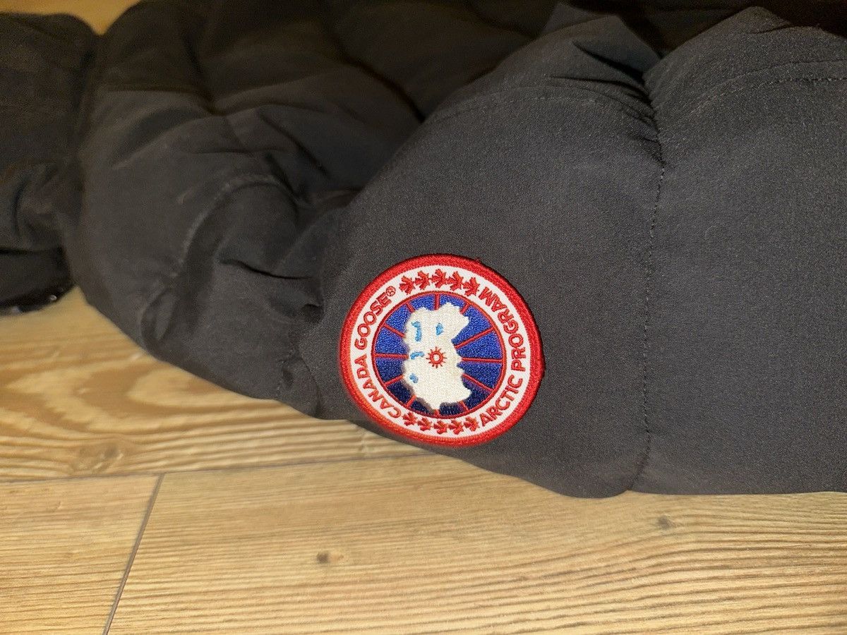 Canada Goose Canada Goose Parka with Fur Size US M / EU 48-50 / 2 - 3 Thumbnail