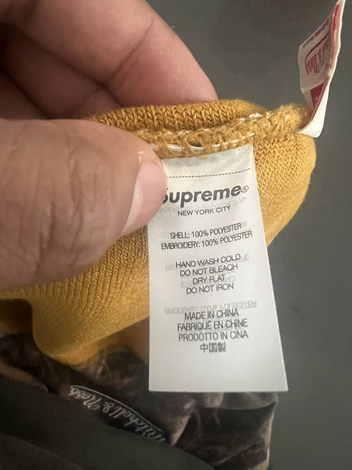 Mitchell & Ness × Supreme SUPREME NCAA BEANIE Size ONE SIZE - 3 Thumbnail