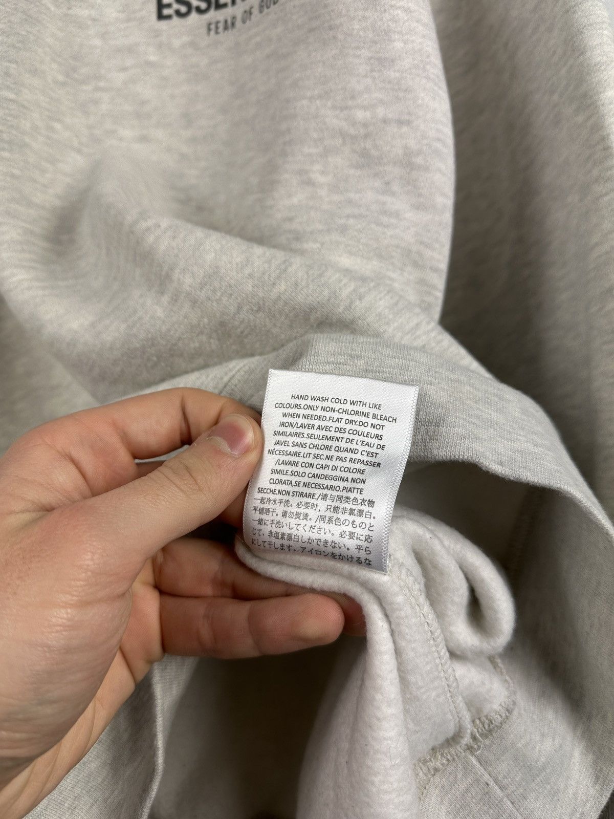 Essentials × Fear of God FOG Essentials Oversize Sweatshirt Reflective Logo Size US S / EU 44-46 / 1 - 11 Thumbnail