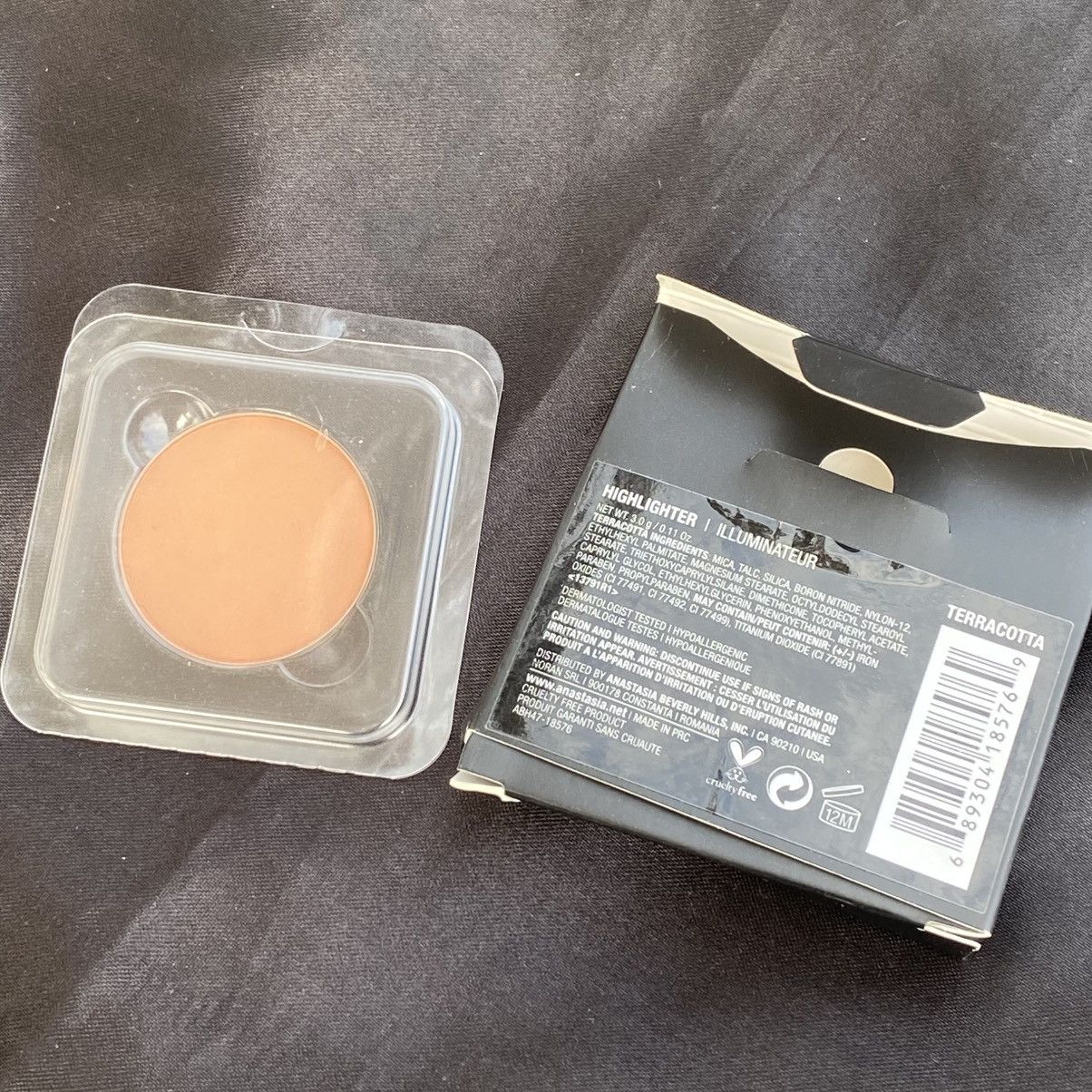 Other 🤎 NWT Anastasia Beverly Hills Terracotta Highlighter $22 🤎 Size ONE SIZE - 5 Thumbnail