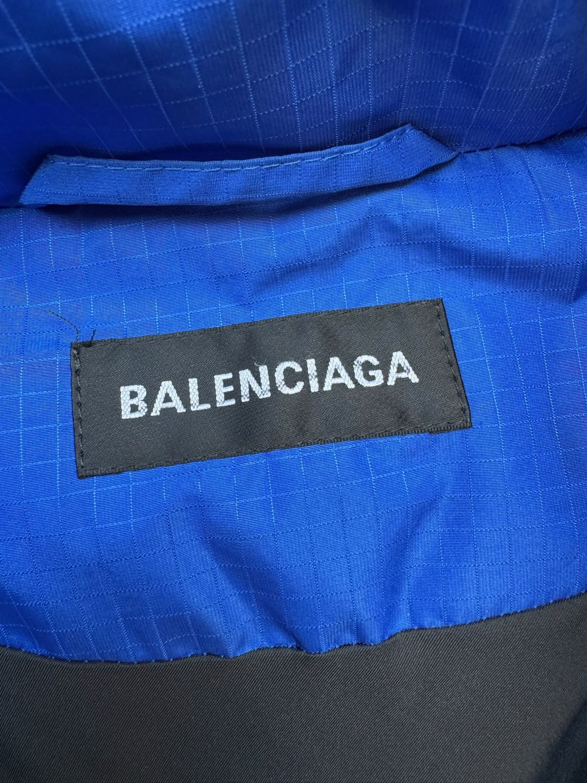 Balenciaga Balenciaga C Shape Puffer Size US S / EU 44-46 / 1 - 4 Thumbnail