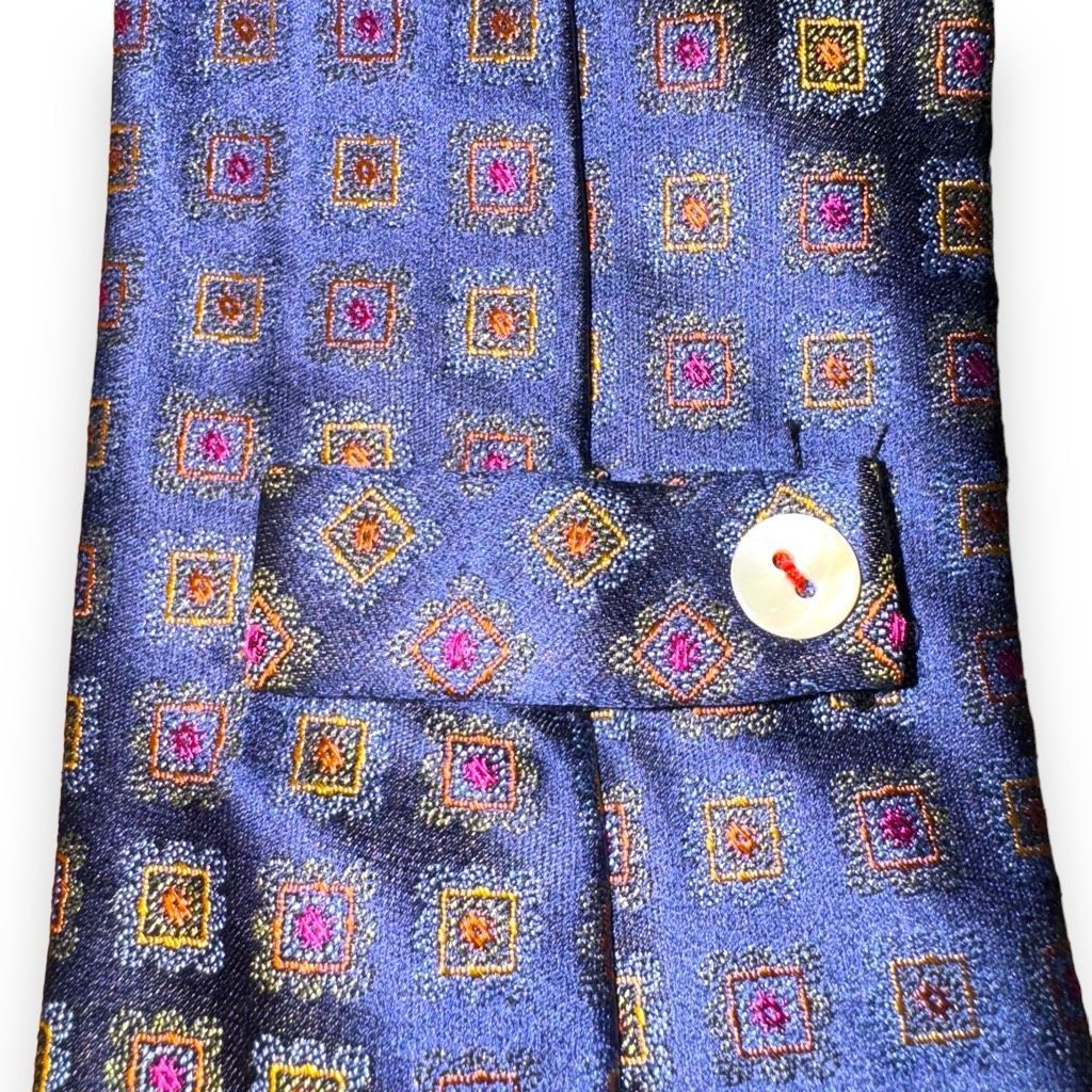Handmade Carrot & Gibbs Navy Blue Flower Handmade 100% Silk Neck Tie Size ONE SIZE - 4 Thumbnail