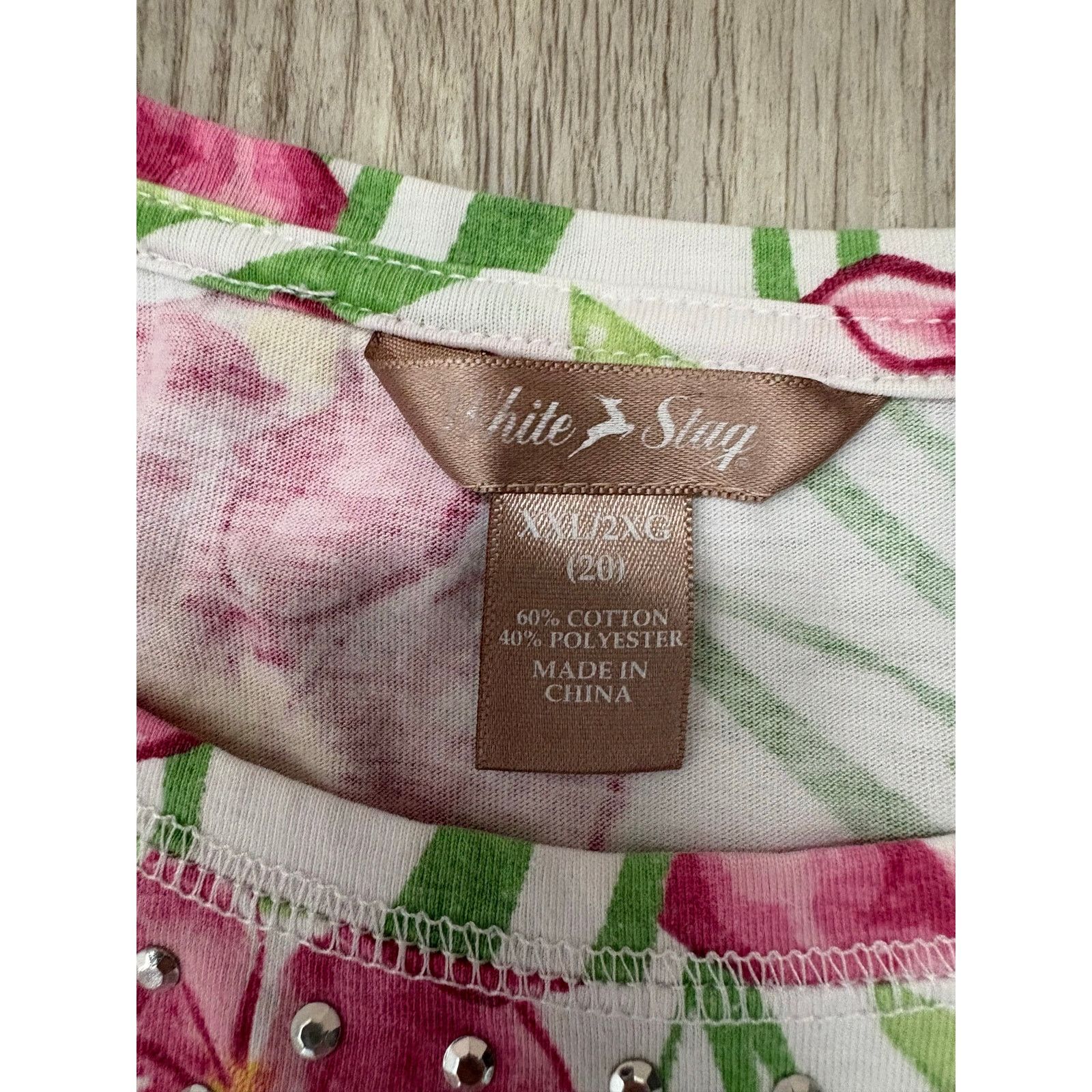 Other White Stag | Floral Strawberry Patch Short Sleeve Top | XXL Size XXL / US 16-18 / IT 52-54 - 3 Thumbnail