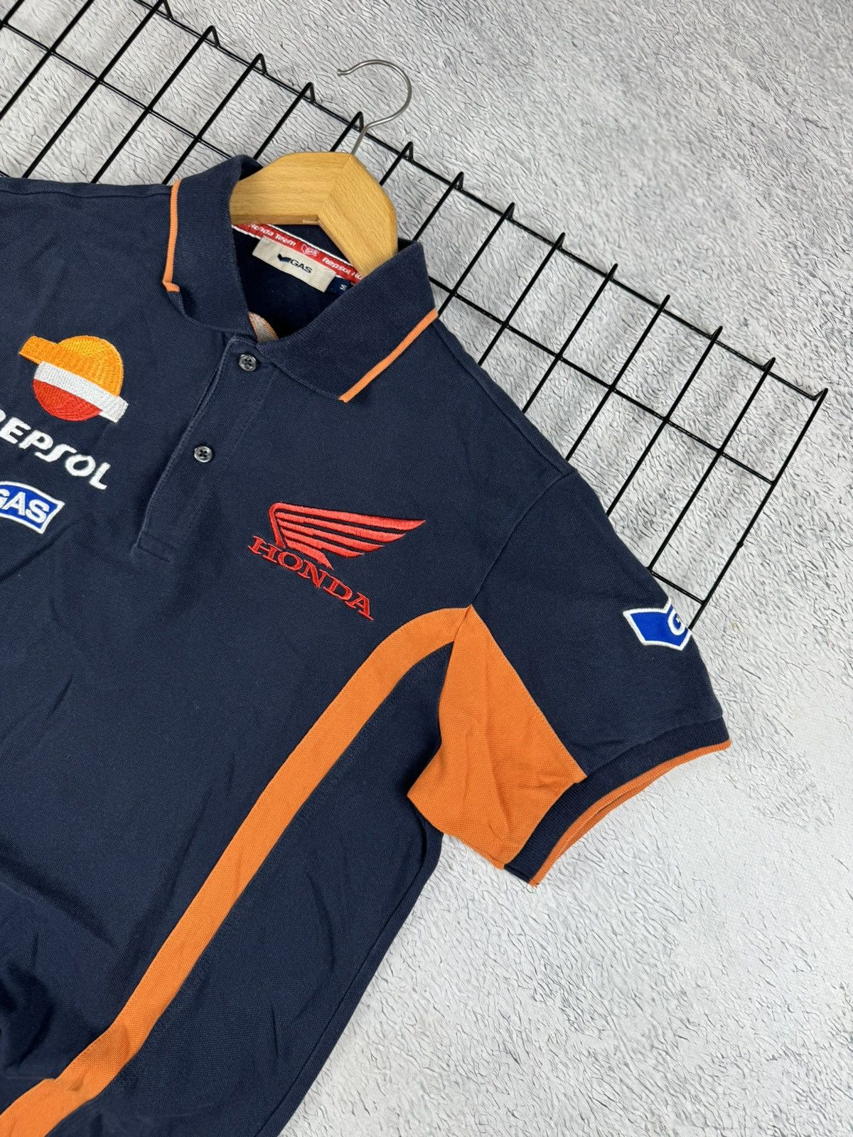 Formula 1 × Honda × Vintage Honda Gas Repsol Racing Team Polos Formula Uno F-1 M sz Size US M / EU 48-50 / 2 - 2 Thumbnail
