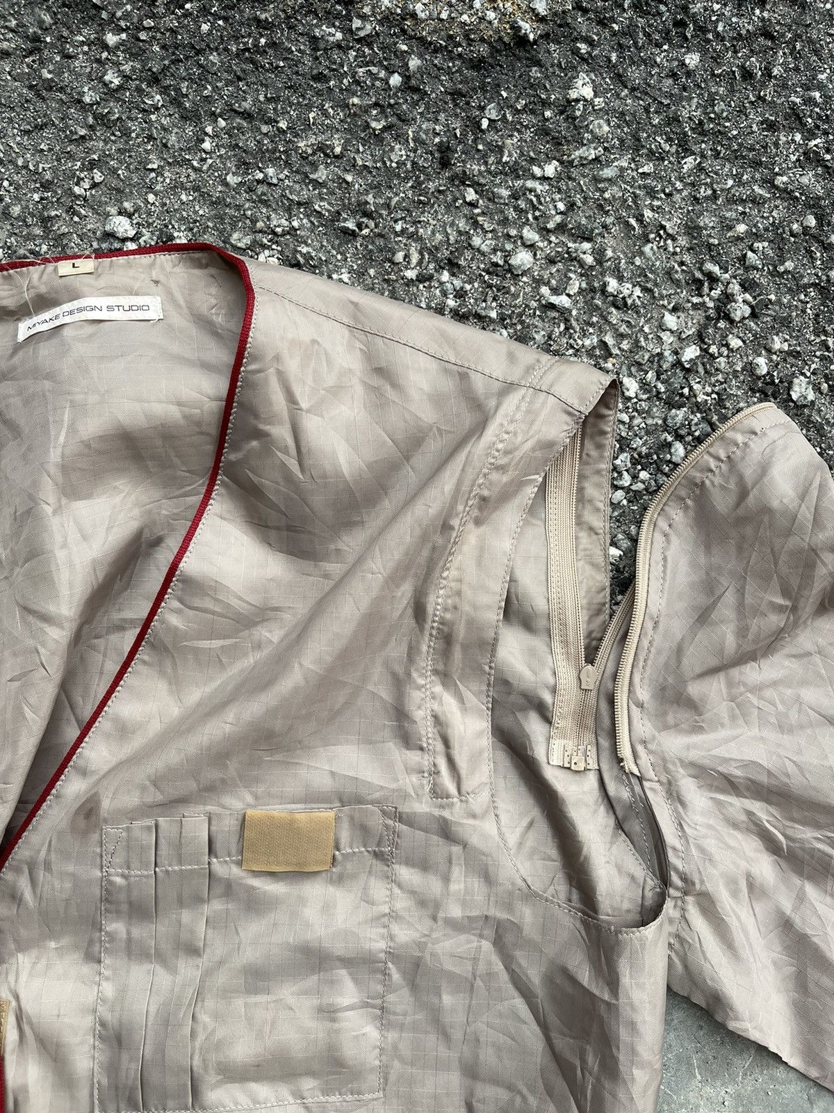 Sony 1981 Sony Uniform by Miyake Design Studio x Steve Jobs Size US L / EU 52-54 / 3 - 7 Thumbnail