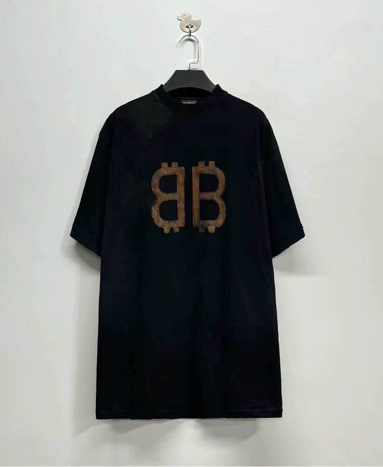 Balenciaga Balenciaga Washed BB Bitcoin Short Sleeve - dmc Size US M / EU 48-50 / 2 - 1 Thumbnail