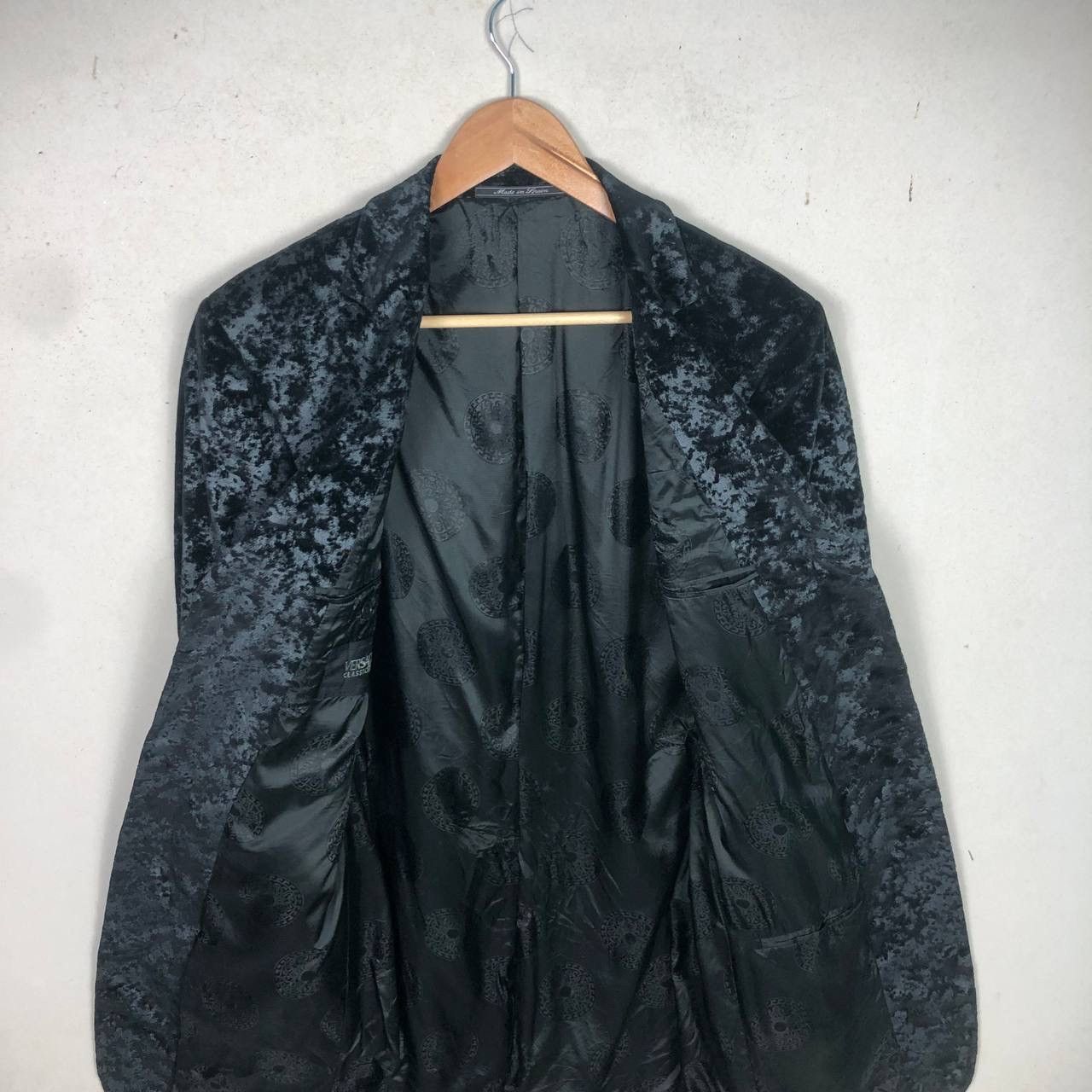 Versace Versace Classic V2 Black Feathered Overcoat Tuxedo Coat Size US M / EU 48-50 / 2 - 6 Thumbnail