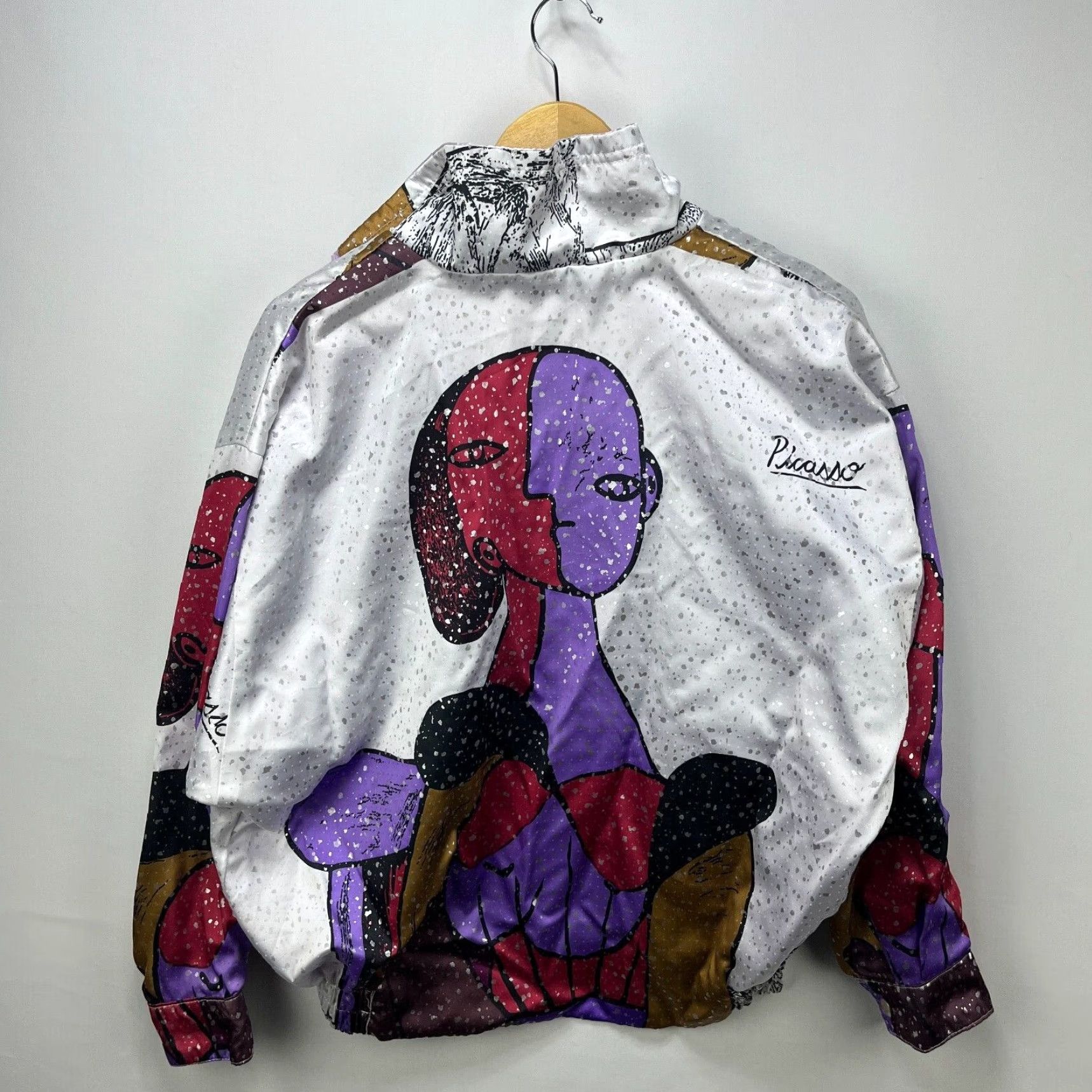 Vintage VINTAGE Picasso Windbreaker Art Jacket Medium AOP Windbreaker 90s Mens White Jacket M Picasso Windbreaker Art Jacket Mens White 90s AOP Vintage Size US M / EU 48-50 / 2 - 2 Thumbnail