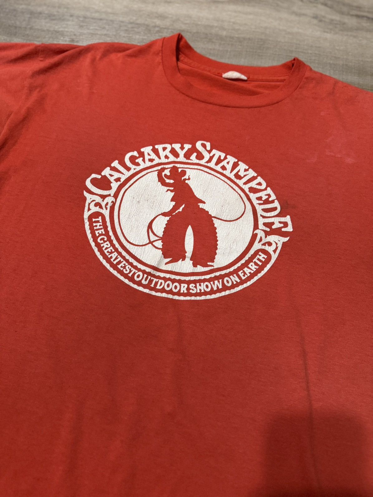 Vintage Vintage 90s Red Tee Size US XL / EU 56 / 4 - 2 Thumbnail