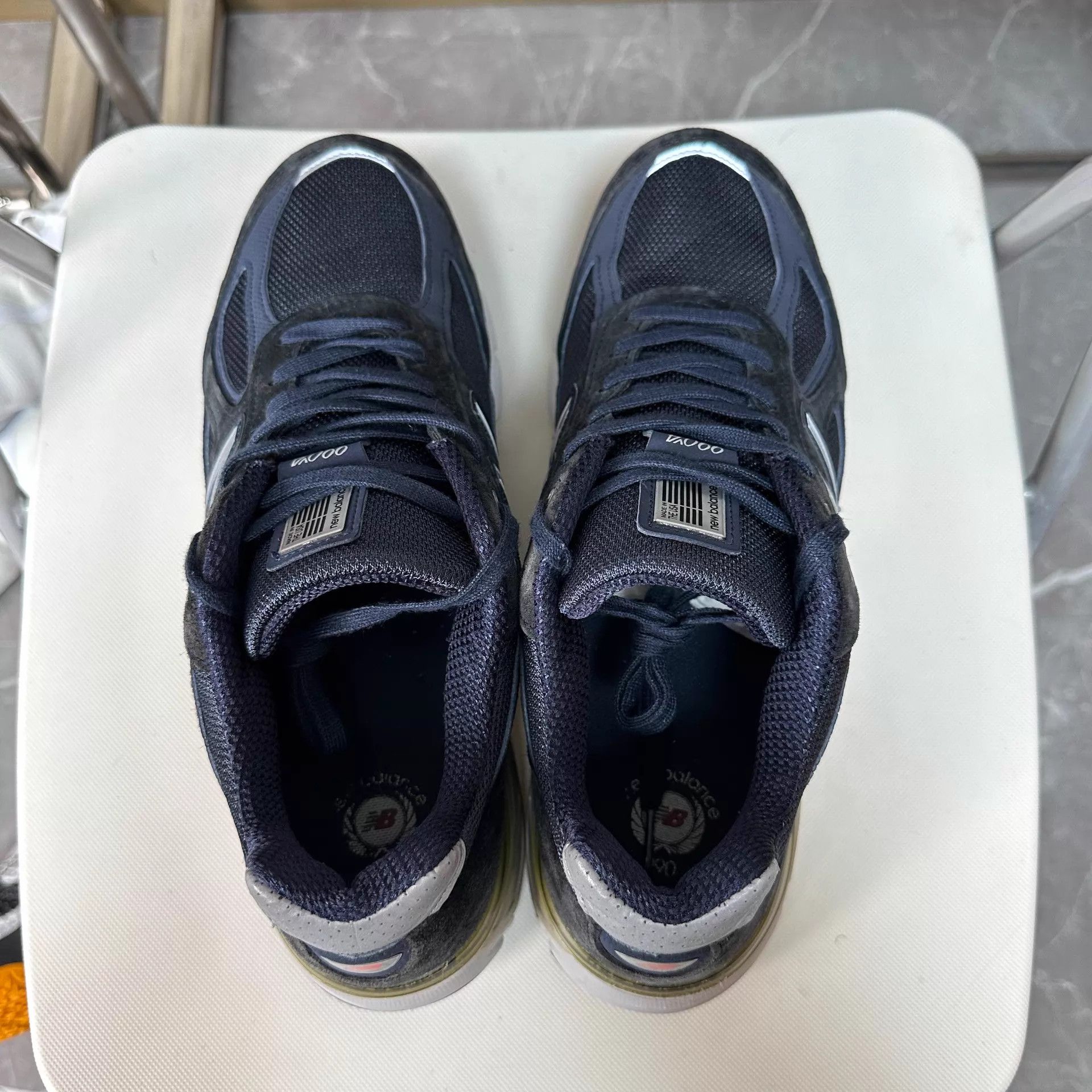 New Balance New Balance 990 V4 Retro Textile Low Unisex Run Nvy US44.5 Size US 11.5 / EU 44-45 - 7 Thumbnail