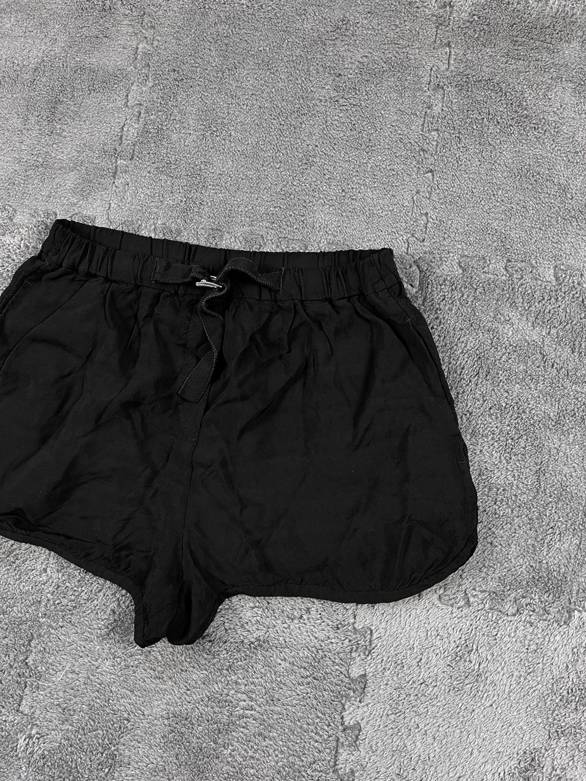 Sandro Vintage Sandro 2000s viscose shorts avantgarde old money Size 26" / US 2 / IT 38 - 3 Thumbnail
