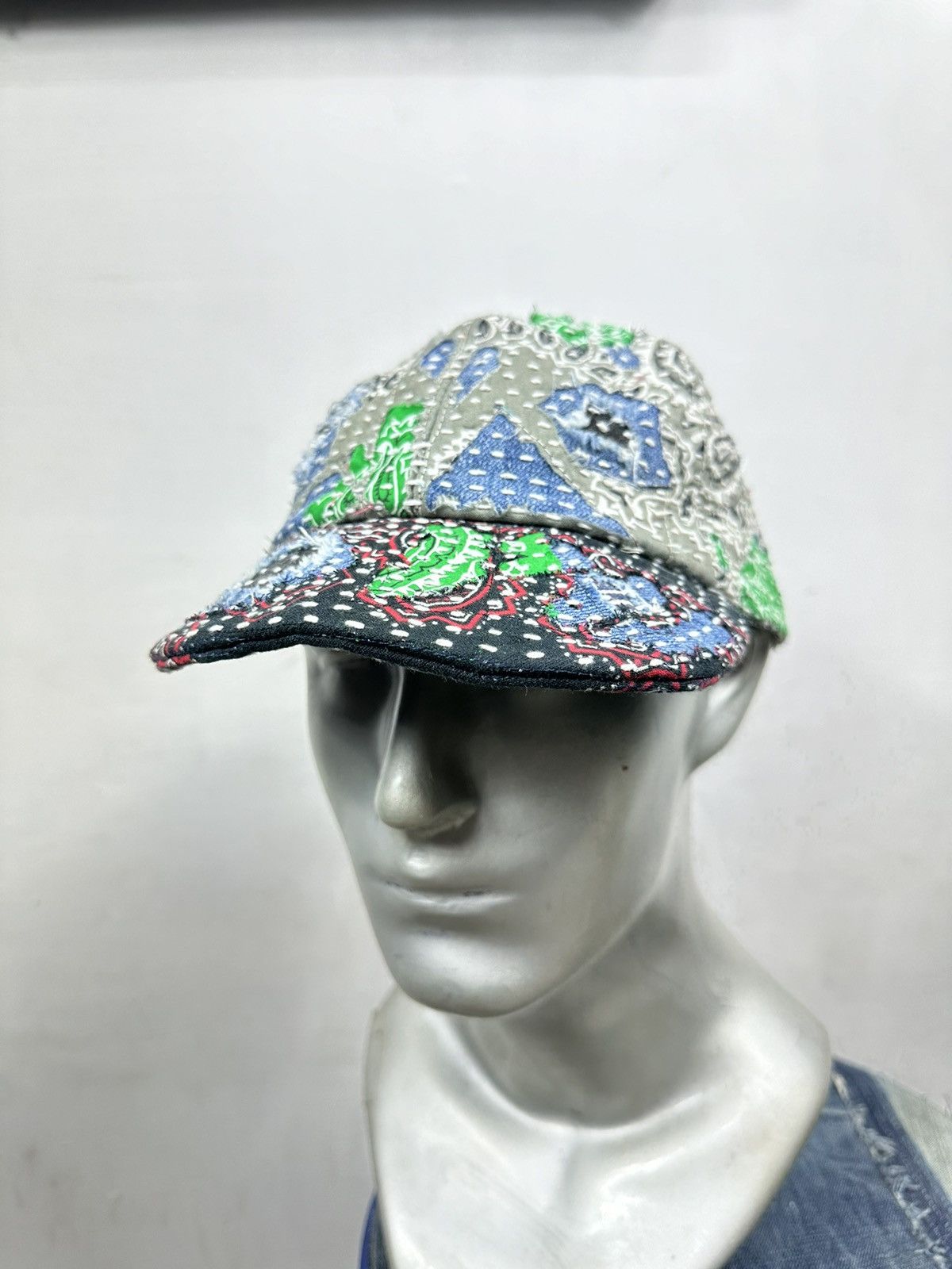 Art Comes First × Handmade Custom Made Distressed Paisley Patchwork Boro hats Size ONE SIZE - 3 Thumbnail