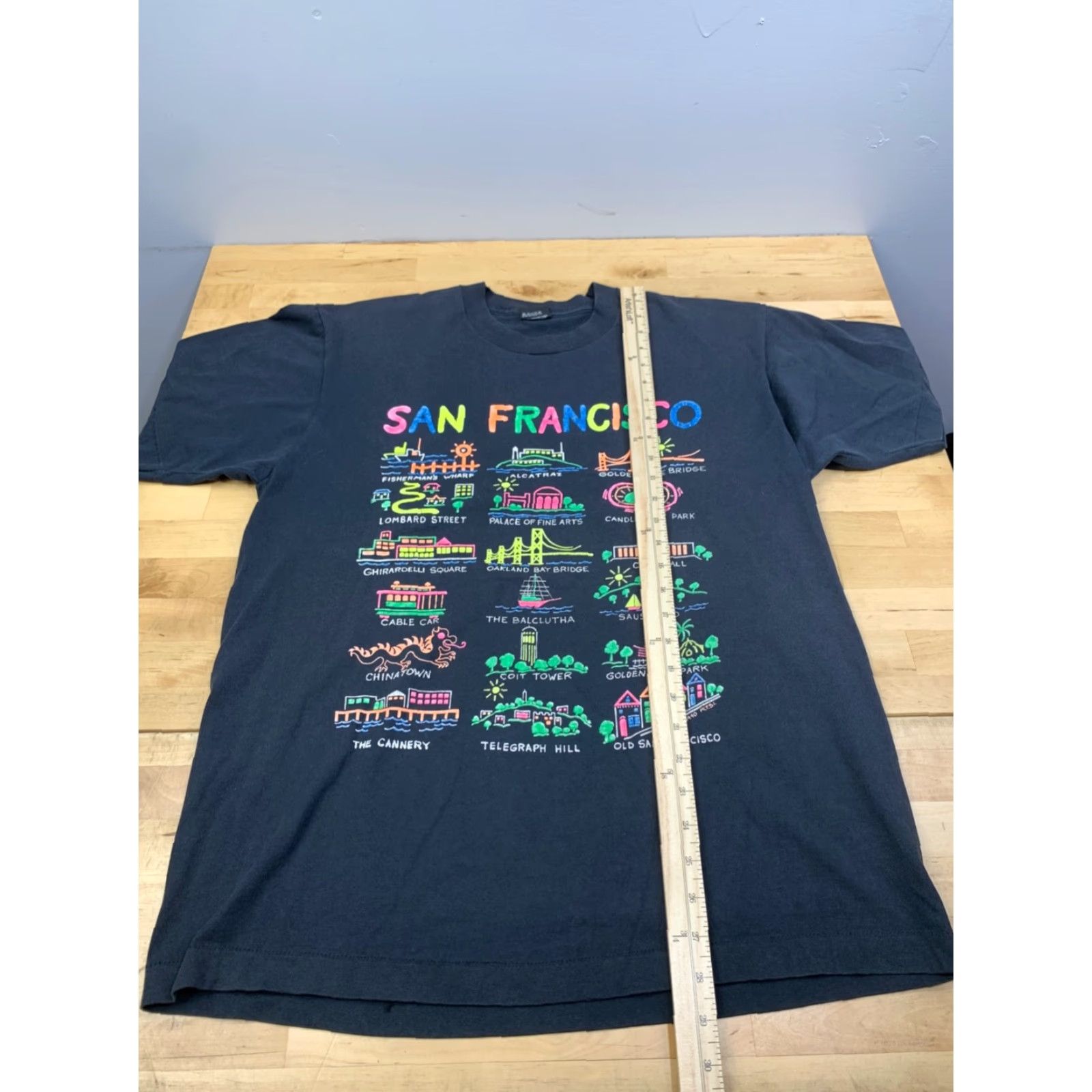 Vintage VINTAGE San Francisco SF Tourist Shirt Mens XL Black Cotton Blend 90s T-Shirt 12361 Size US XL / EU 56 / 4 - 4 Thumbnail