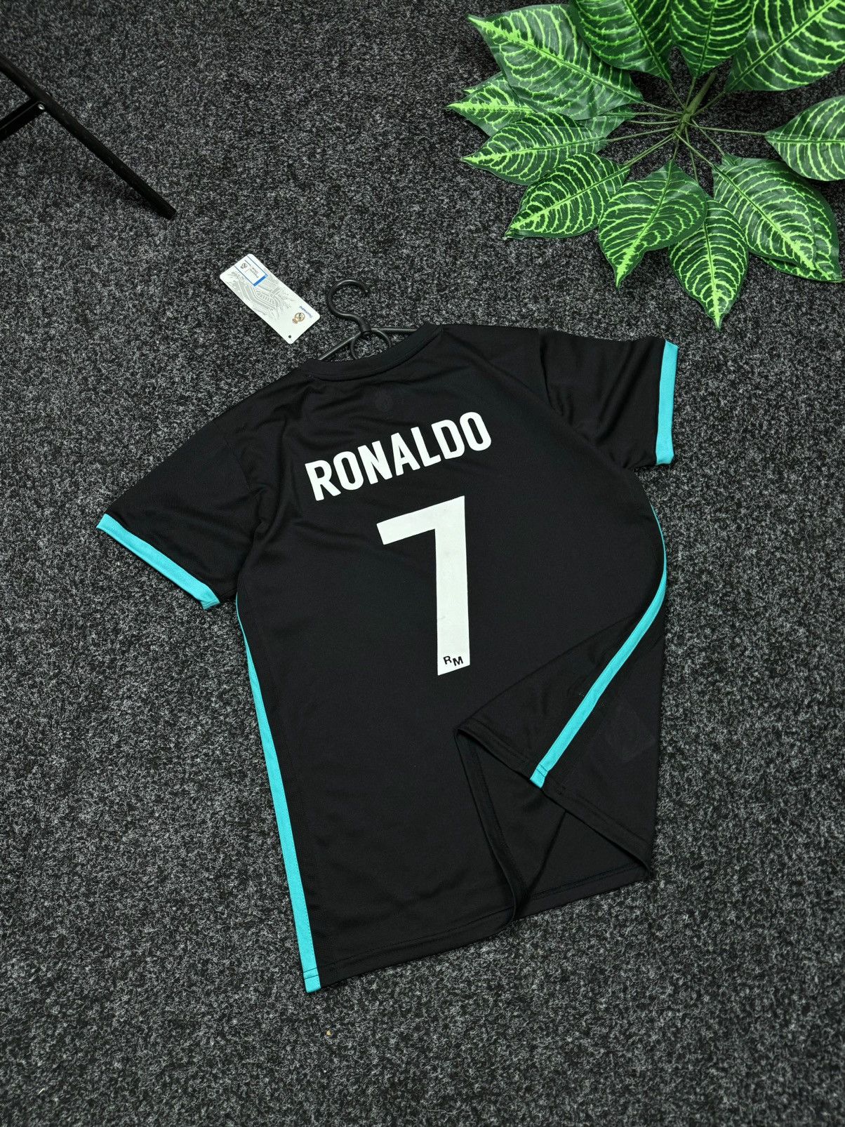 Other Soccer jersey football Real Madrid tee Ronaldo 7 Size US XS / EU 42 / 0 - 2 Thumbnail
