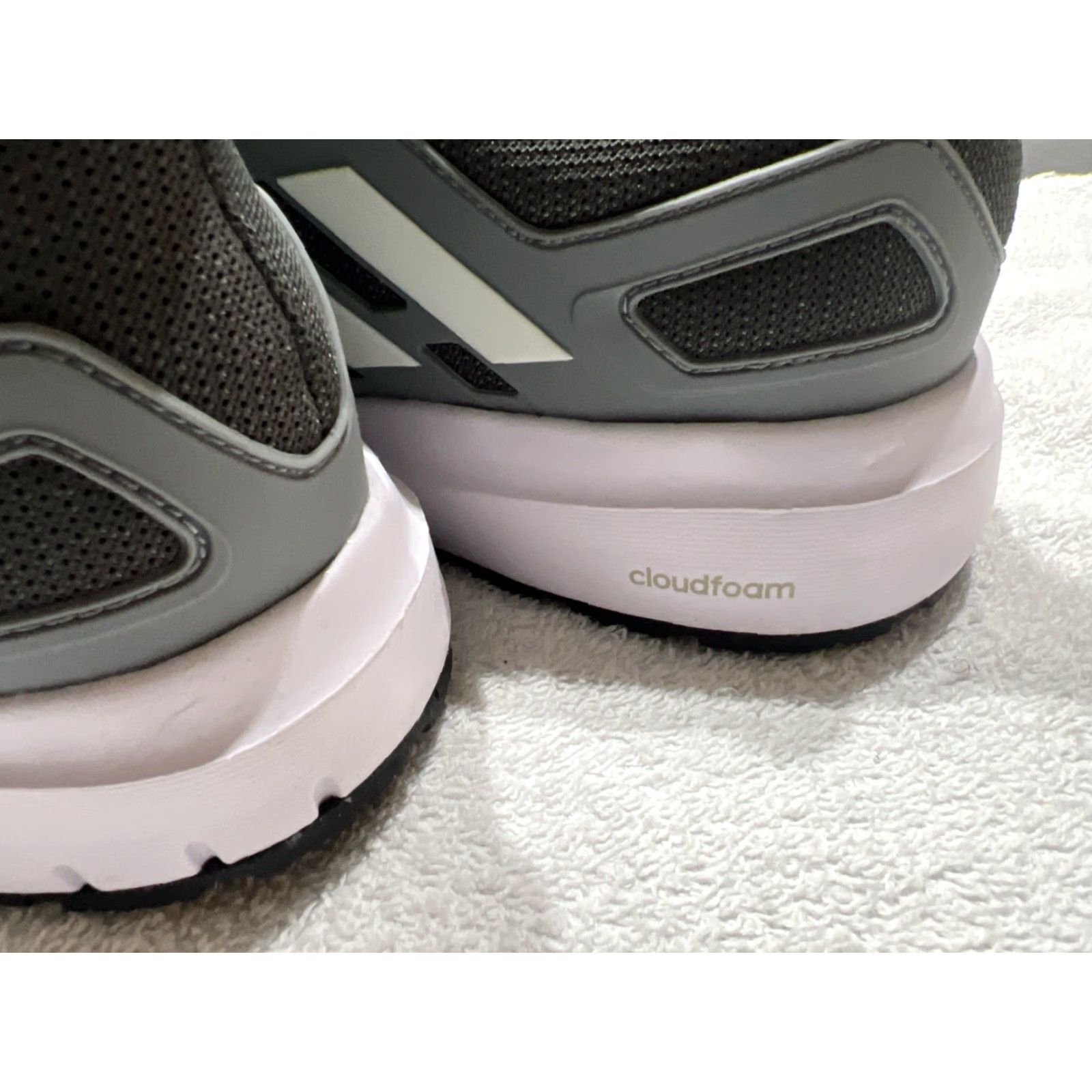 Adidas Adidas Energy Cloud Sneakers Men's Gray White Running Size 9 Size US 9 / EU 42 - 4 Thumbnail